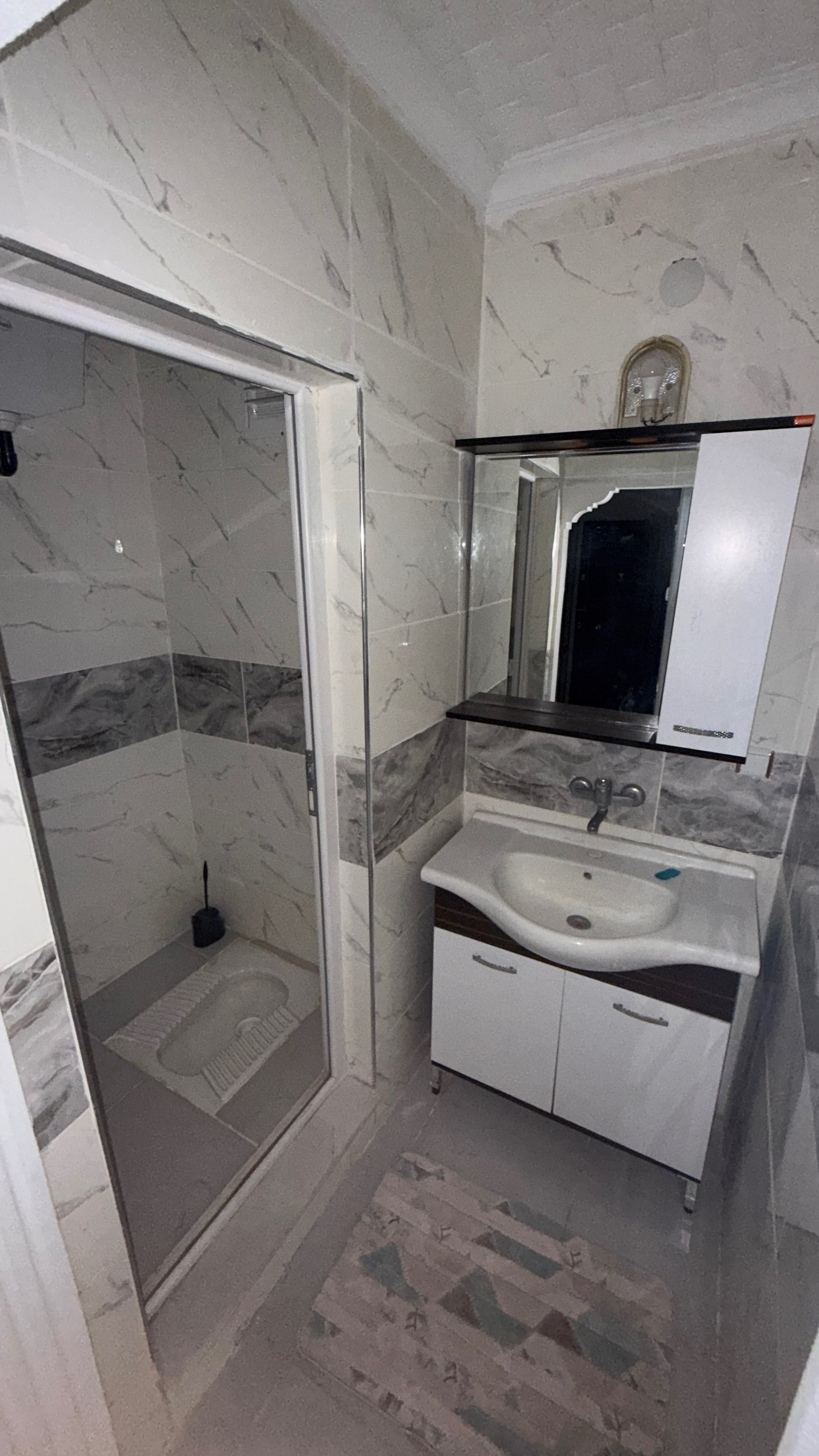 TURGUTLU KİRALIK ŞEHİTLER MAH 2+1 EŞYALI DAİRE