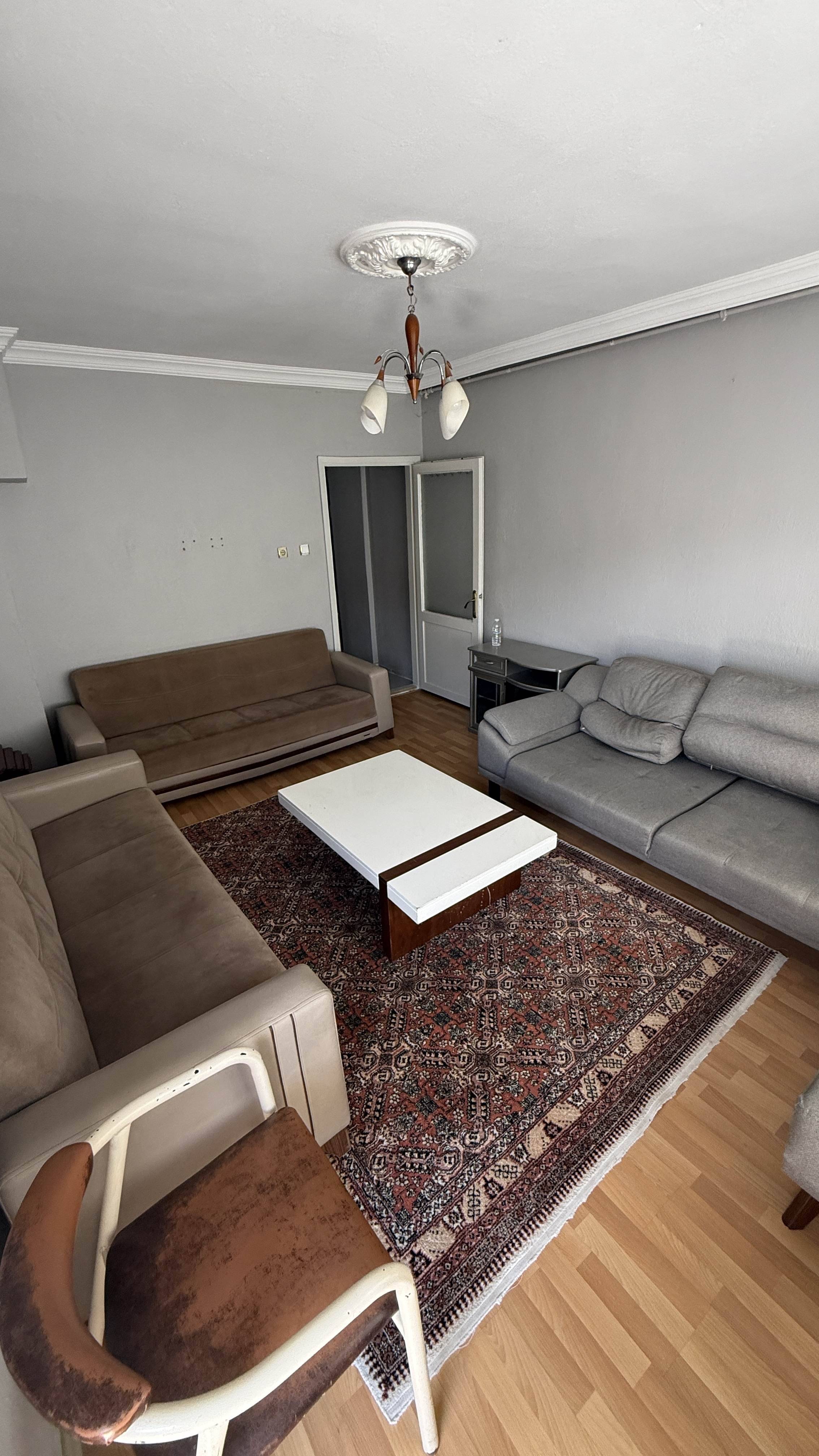 TURGUTLU KİRALIK ŞEHİTLER MAH 2+1 EŞYALI DAİRE