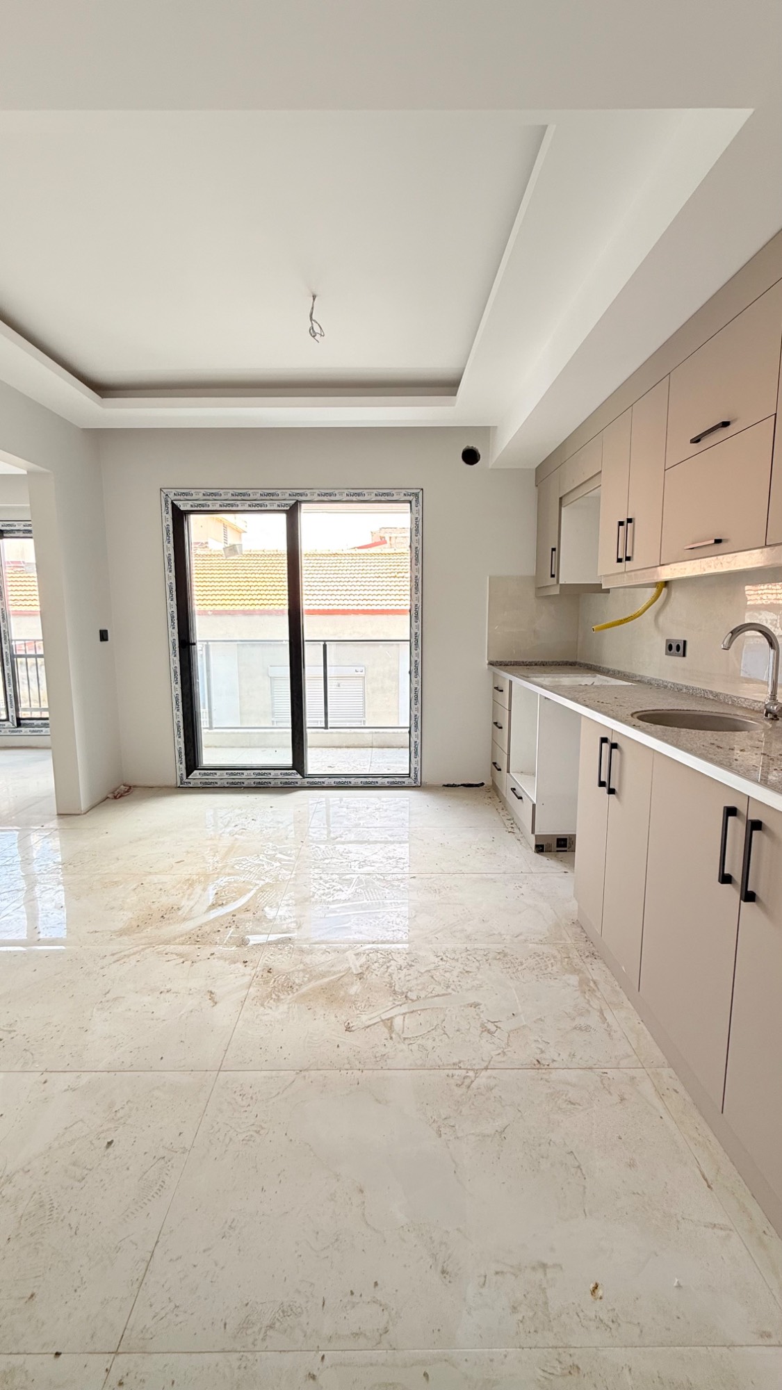 TURGUTLU SATILIK ŞEHİTLER MAH 3+1