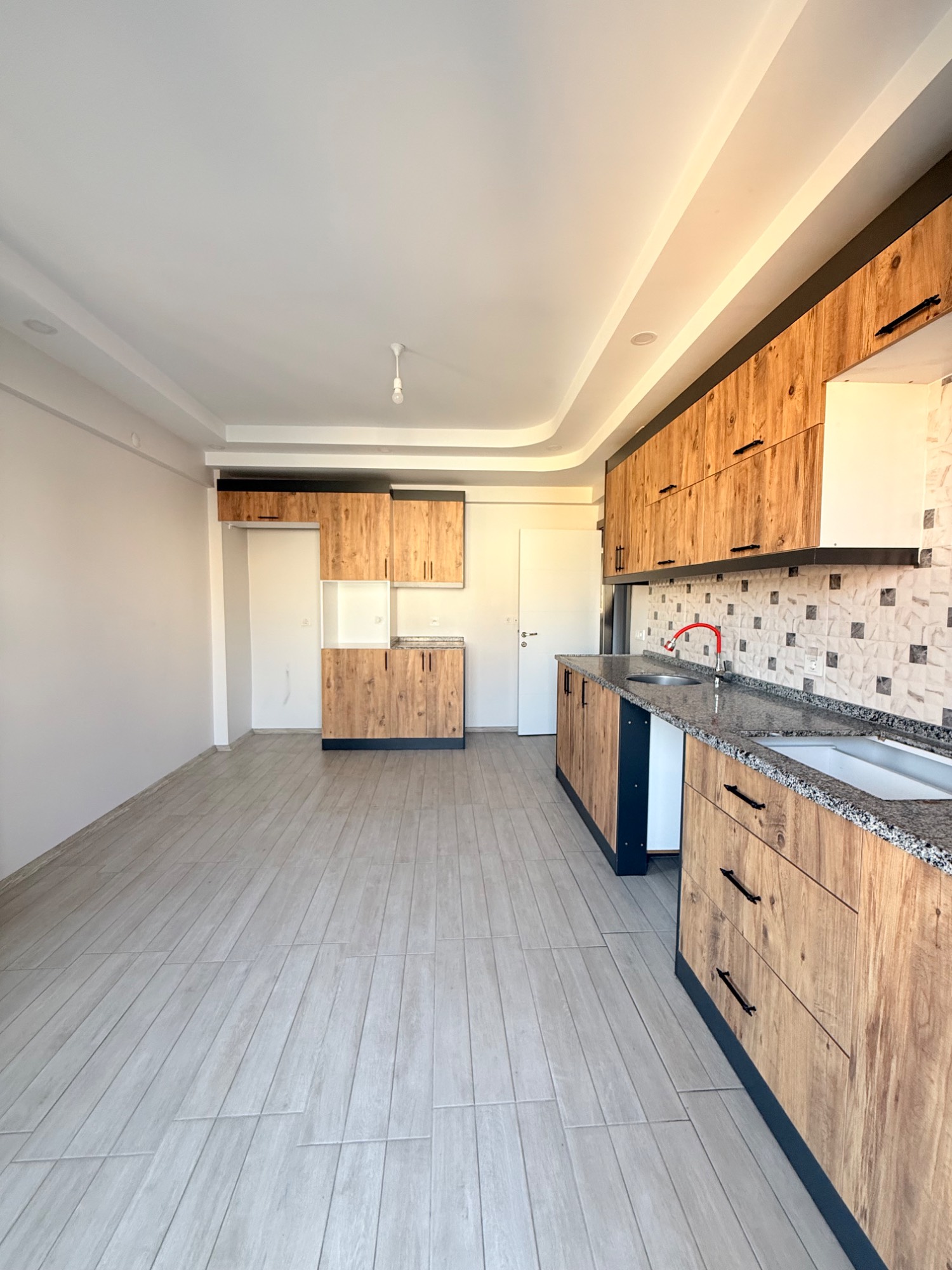 TURGUTLU KİRALIK ŞEHİTLER MAH 2 + 1 DAİRE