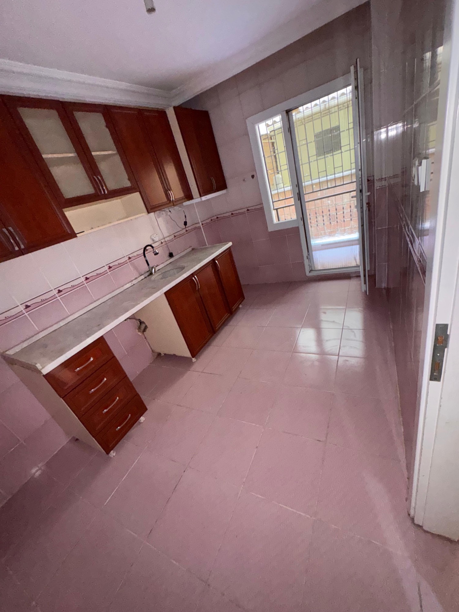 TURGUTLU SATILIK YILDIRIM MAH ÇATALÇEŞME YAKINI ZEMİN ÜSTÜ 2 + 1 DAİRE