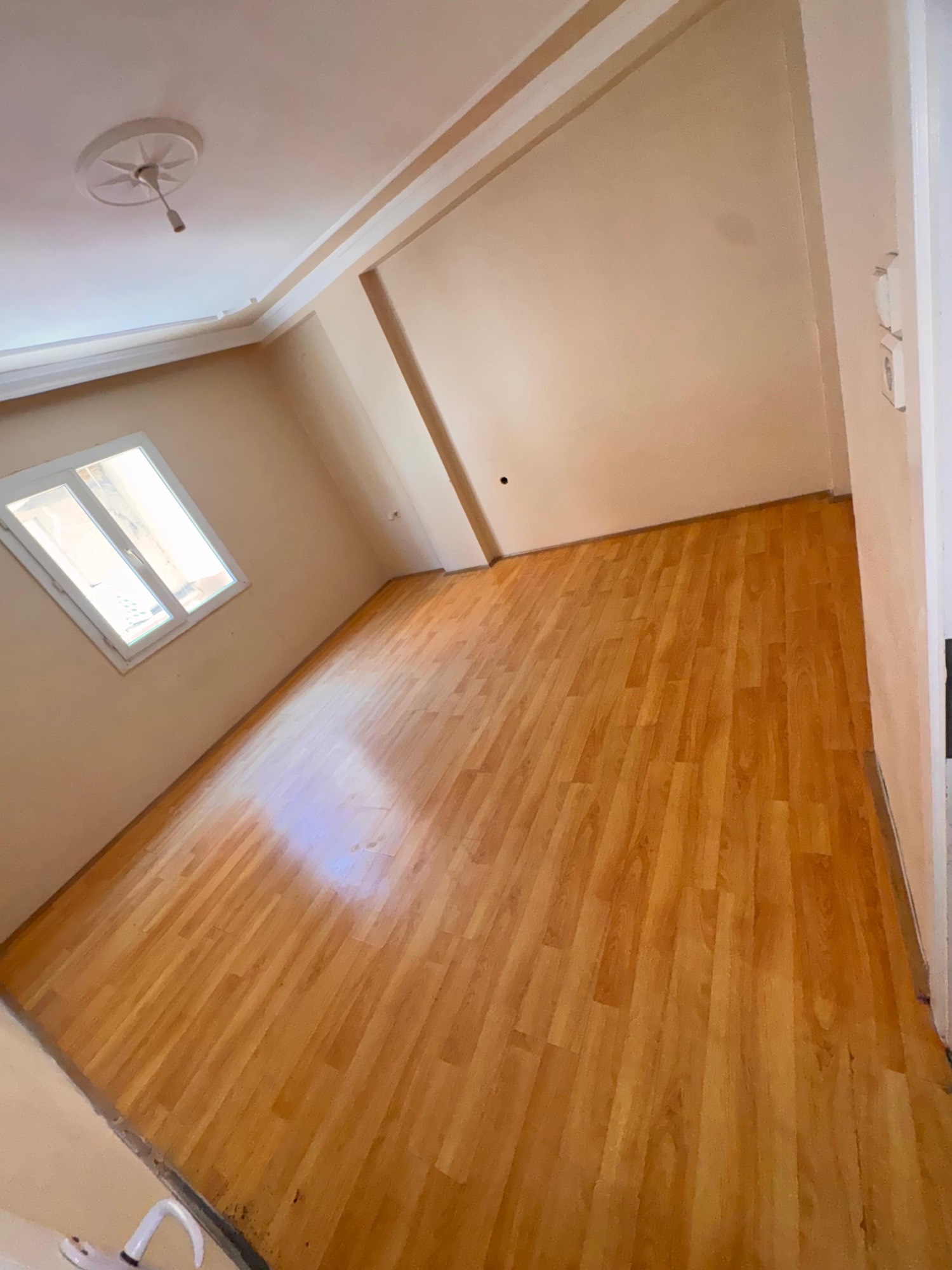 TURGUTLU SATILIK YILDIRIM MAH ÇATALÇEŞME YAKINI ZEMİN ÜSTÜ 2 + 1 DAİRE