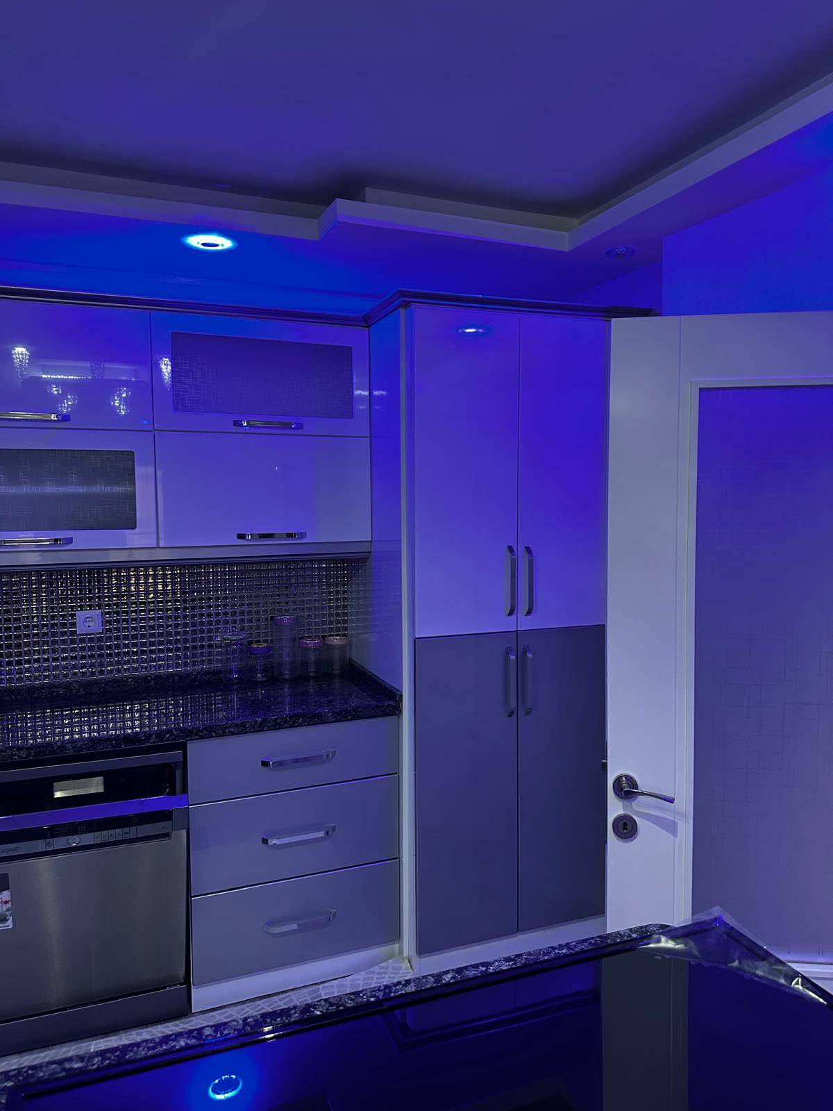 ACARLAR MAHALLESİ 3+1 EŞYALI KİRALIK DAİRE