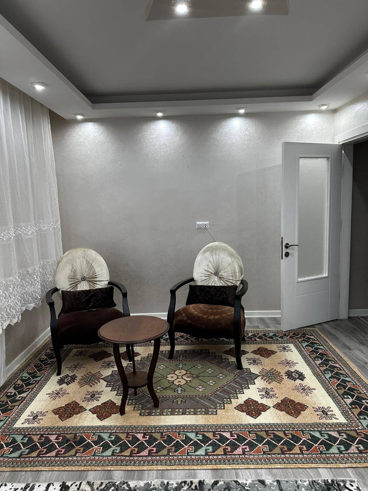ACARLAR MAHALLESİ 3+1 EŞYALI KİRALIK DAİRE