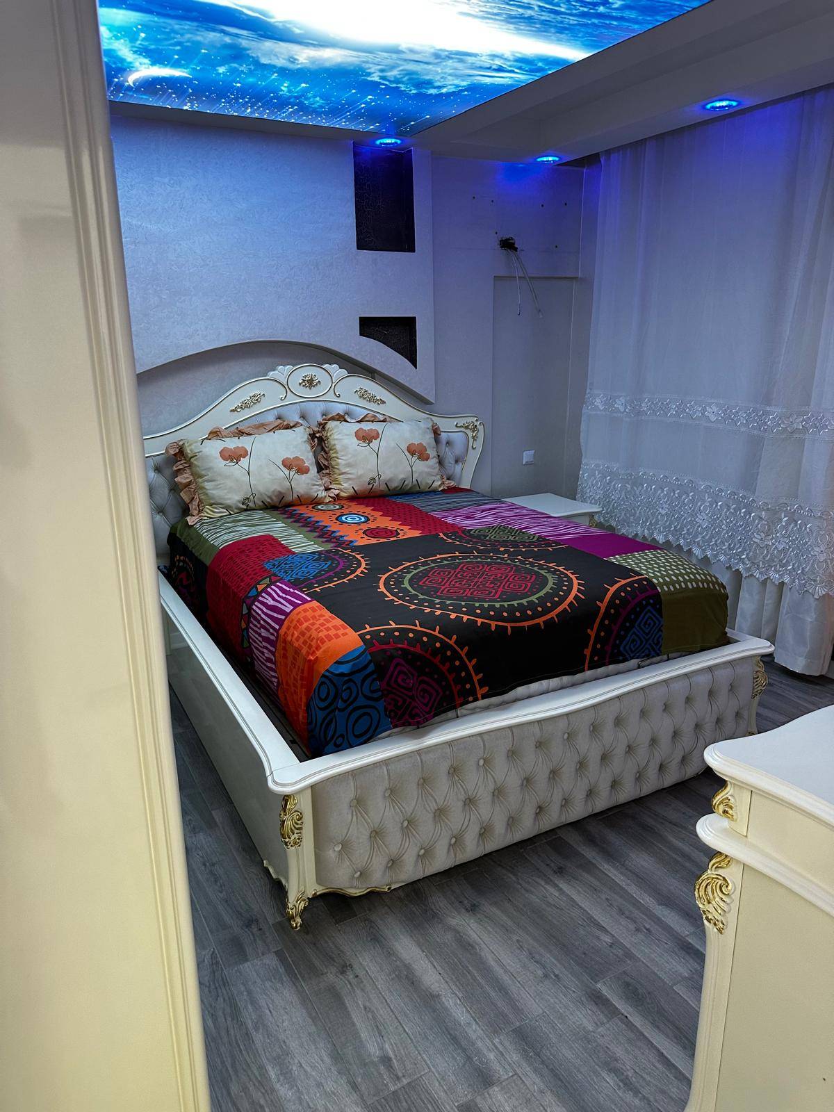 ACARLAR MAHALLESİ 3+1 EŞYALI KİRALIK DAİRE