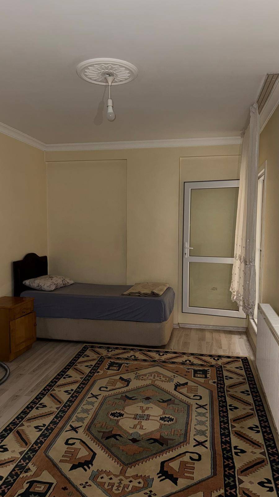 TURGUTLU KIRALIK YIĞITLER MAH 2+0 DOGALGAZLI EŞYALI DAİRE