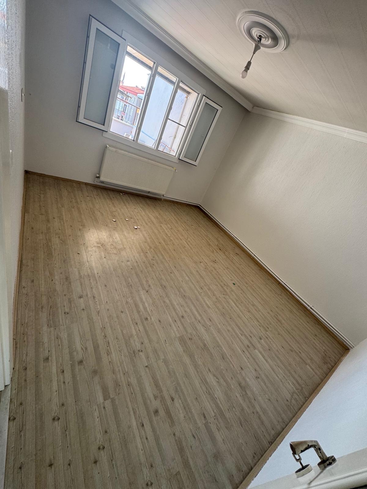 YILDIRIM MAH UYGUN FİYATLI D.GAZLI 2+0 SATILIK DAİRE