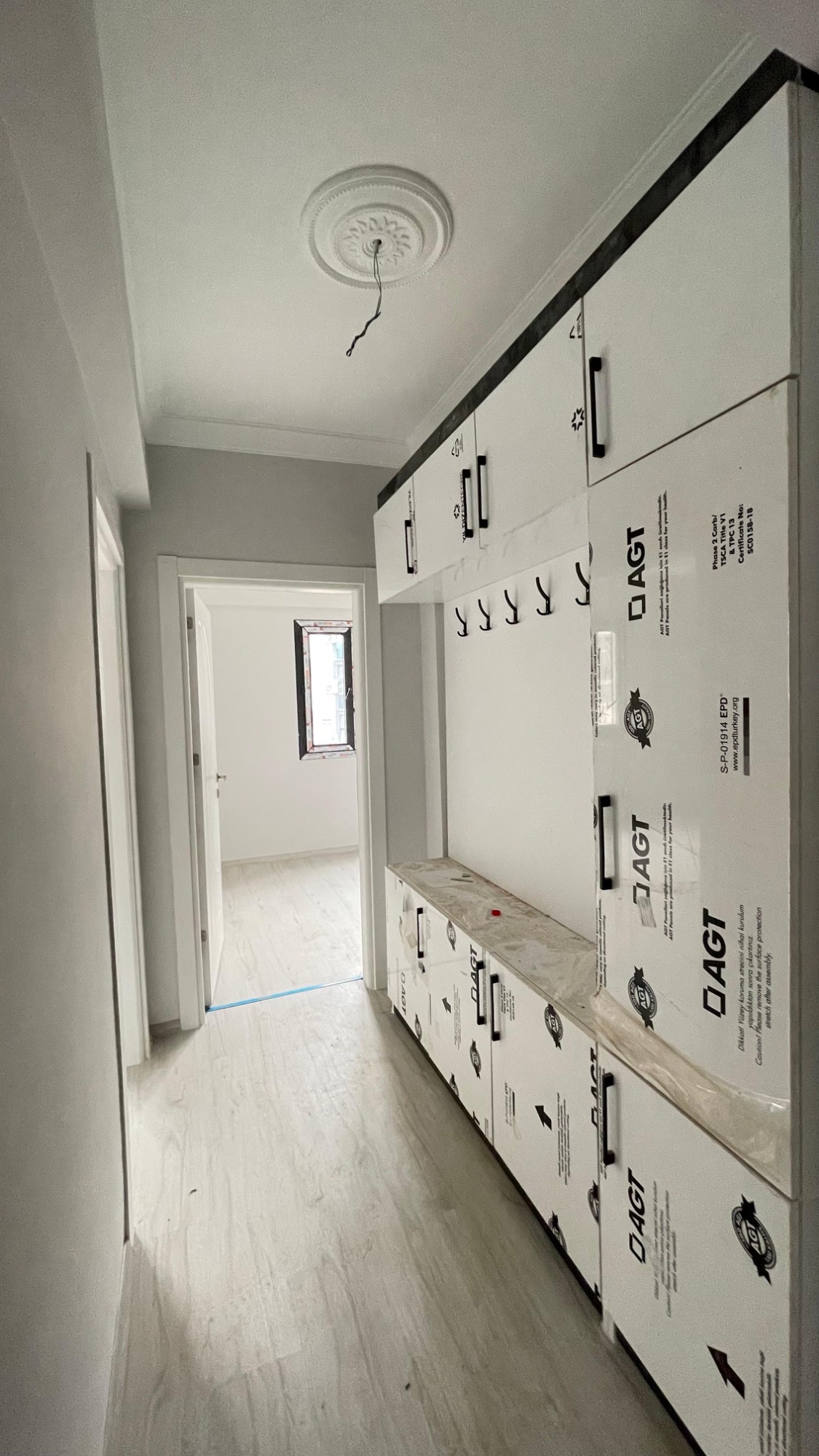 ACİL SATILIK 105 M2 2+1  OTOPARKLI ASANSÖRLÜ
