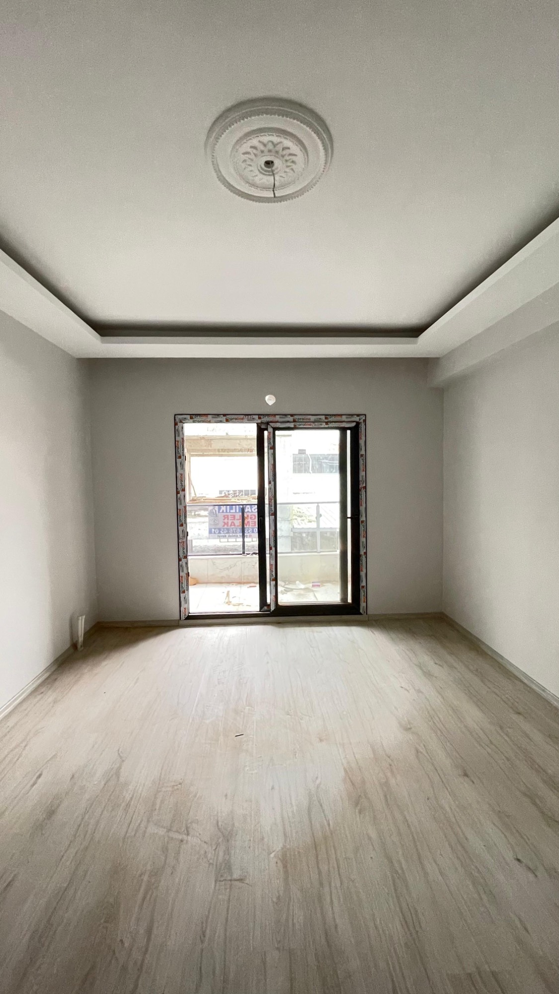 ACİL SATILIK 105 M2 2+1  OTOPARKLI ASANSÖRLÜ