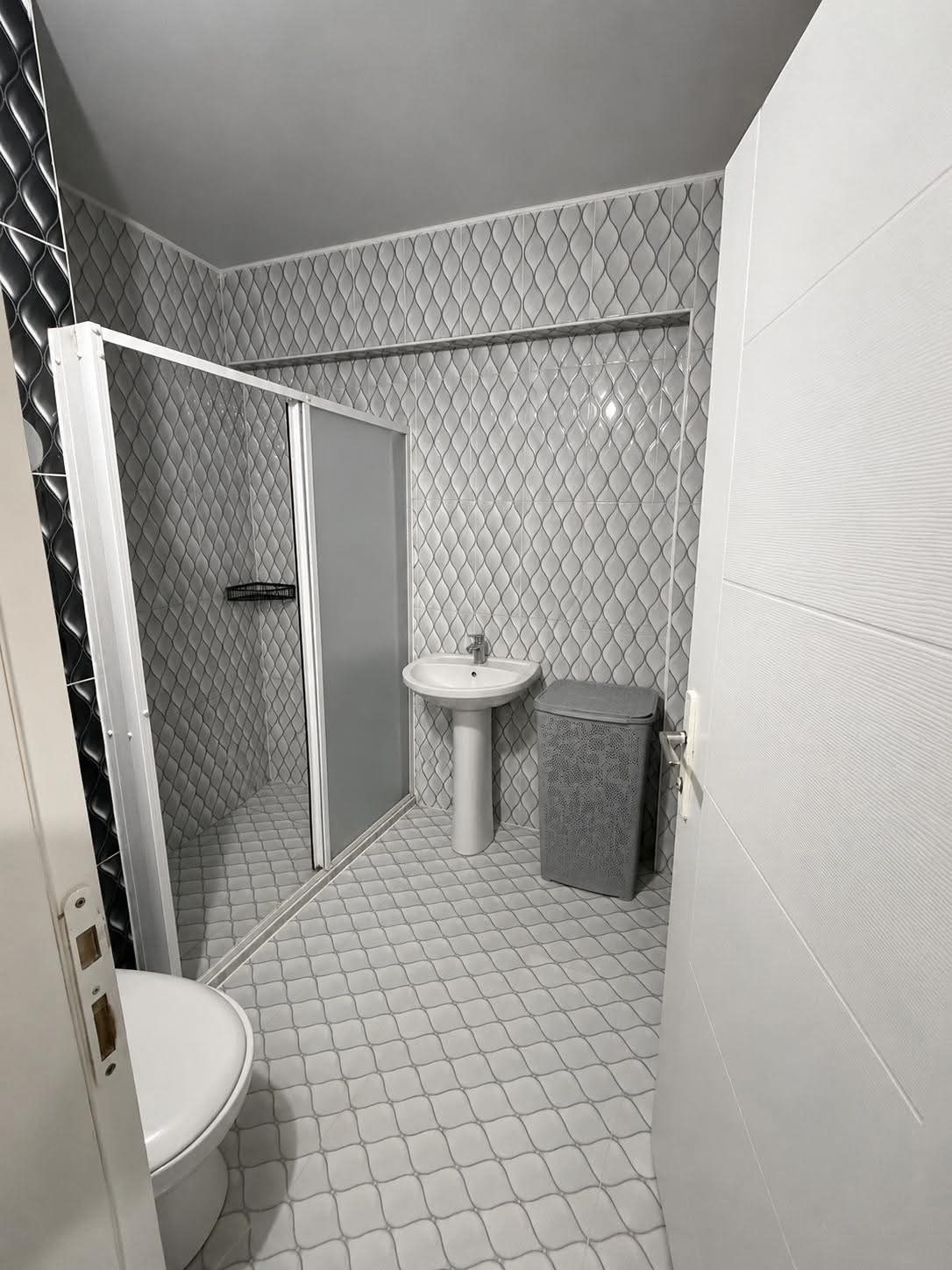 PAZARTESİ PAZARI YAKINI 3+1 ASANSÖRLÜ FIRSAT FİYATLI SATILIK DAİRE