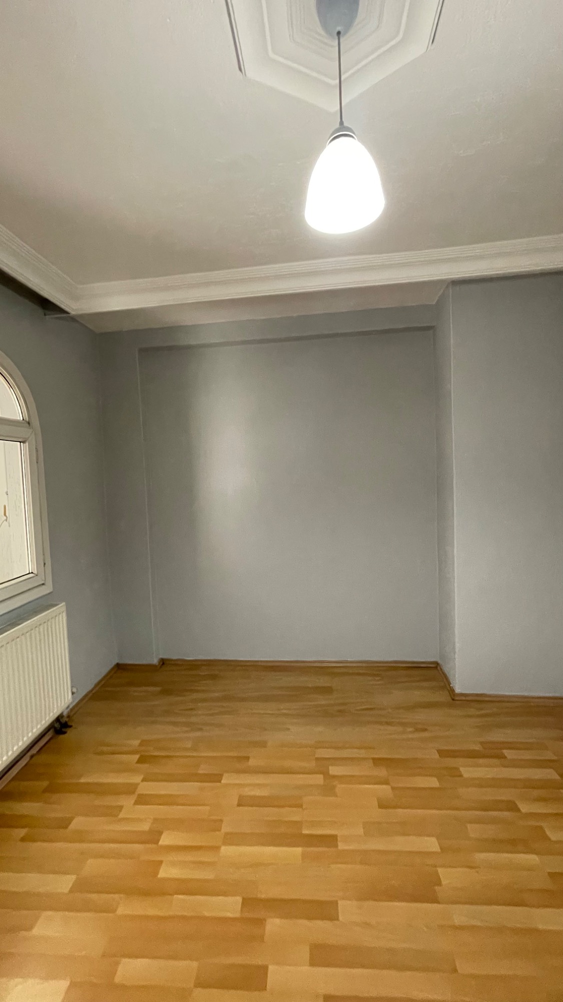 TURGUTLU CUMHURİYET MAHALLESİ’NDE ESKİ MANİSA YOLU CADDESİ ÜZERİNDE ZEMİN ÜSTÜ 3 + 1 DAİRE