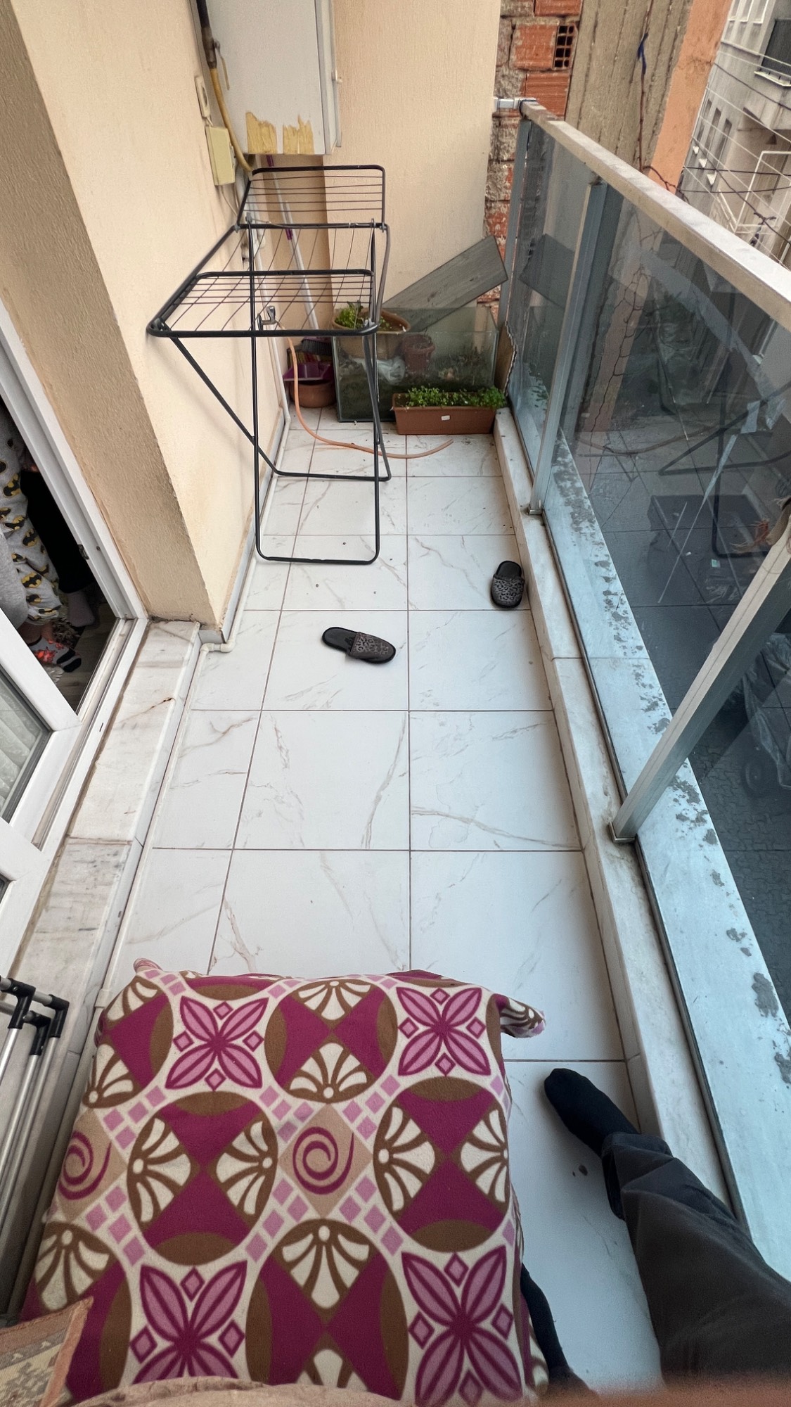 PAZARTESİ PAZARI YAKINI 3 + 1 ARA KAT DOĞALGAZLI SATILIK DAİRE 3+1