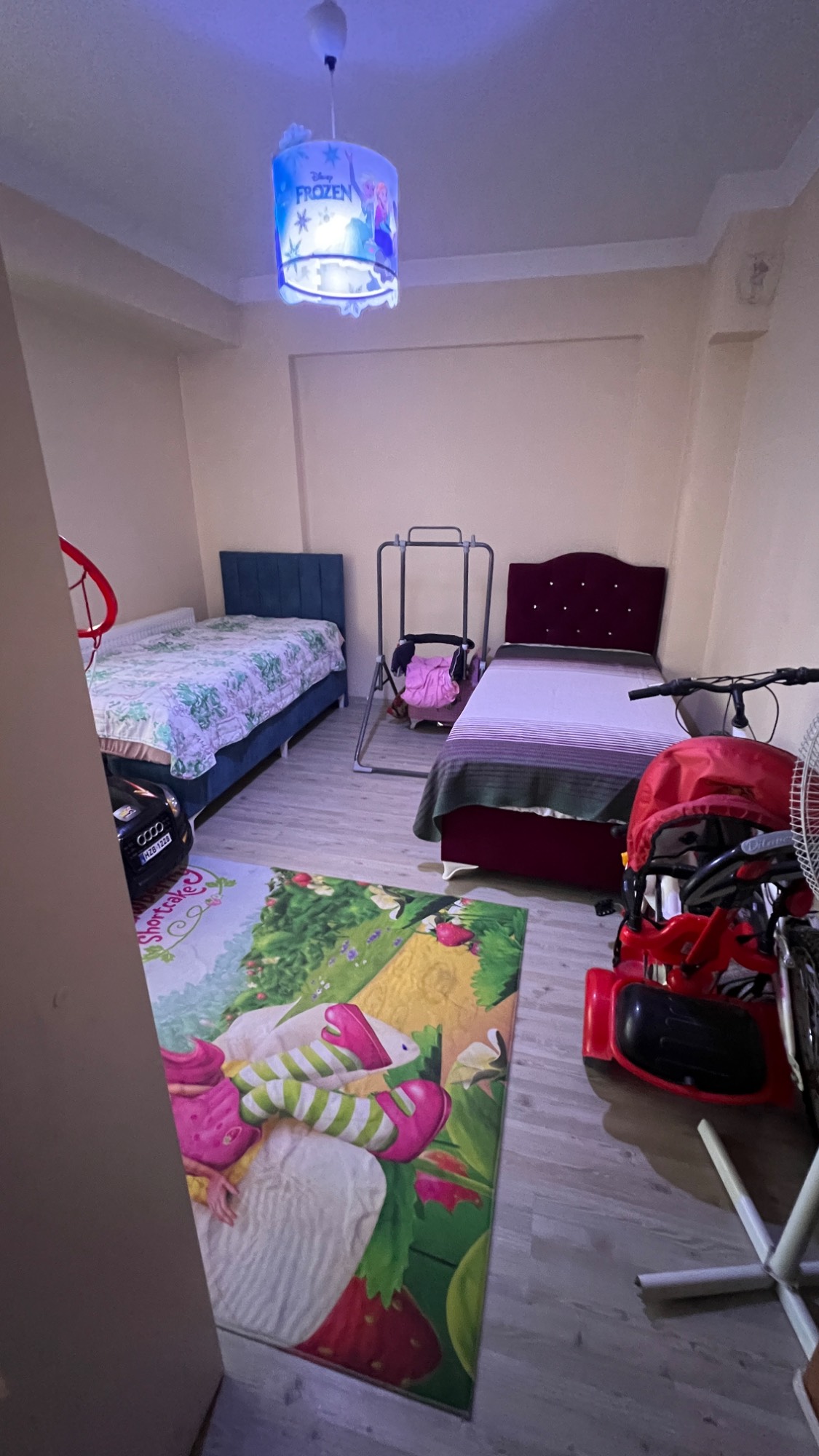 PAZARTESİ PAZARI YAKINI 3 + 1 ARA KAT DOĞALGAZLI SATILIK DAİRE 3+1