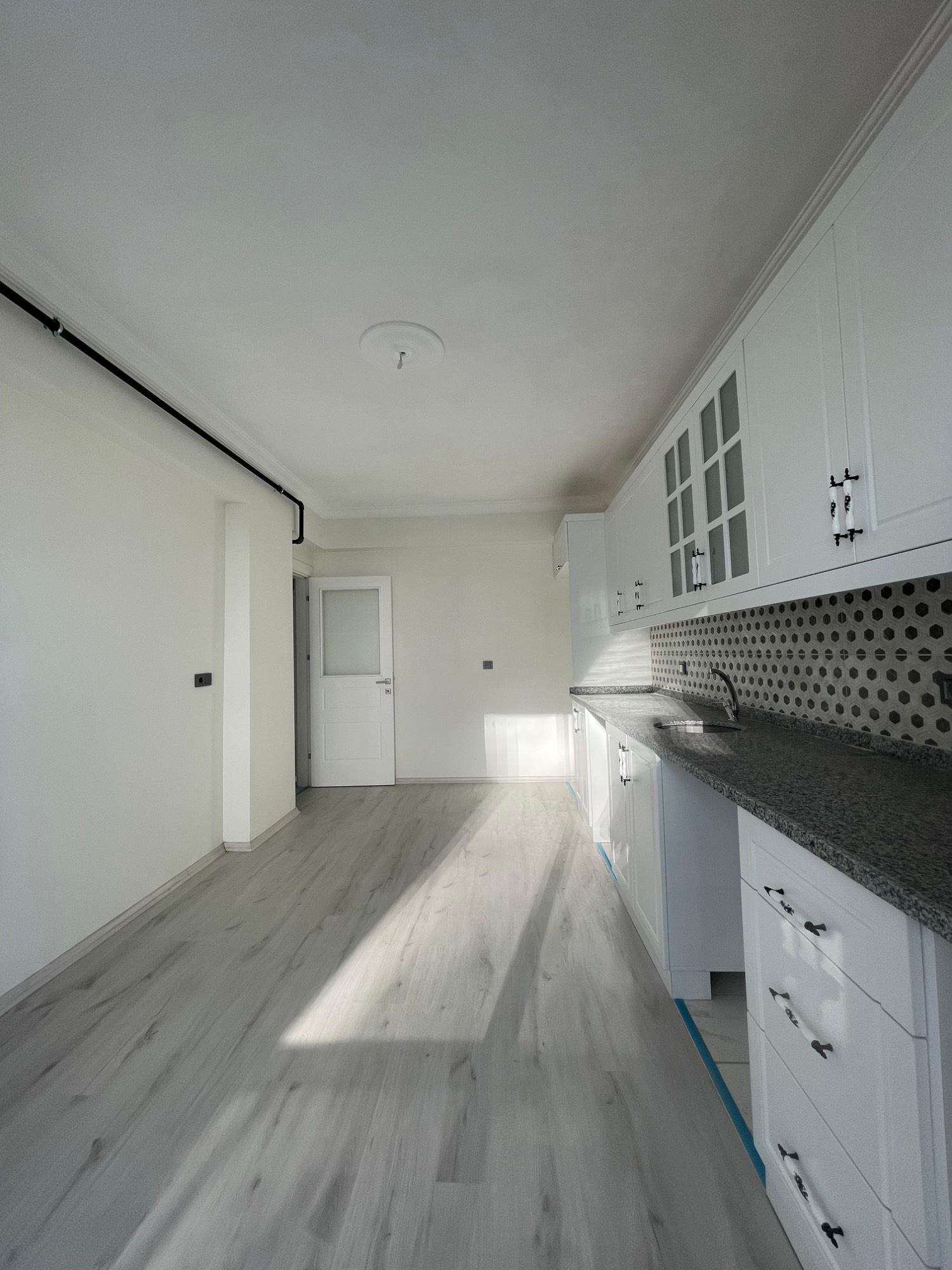 TURGUTLU ERGENEKON  MAHALLESİ’NDE UYGUN FİYATA 3 + 1 DAİRE