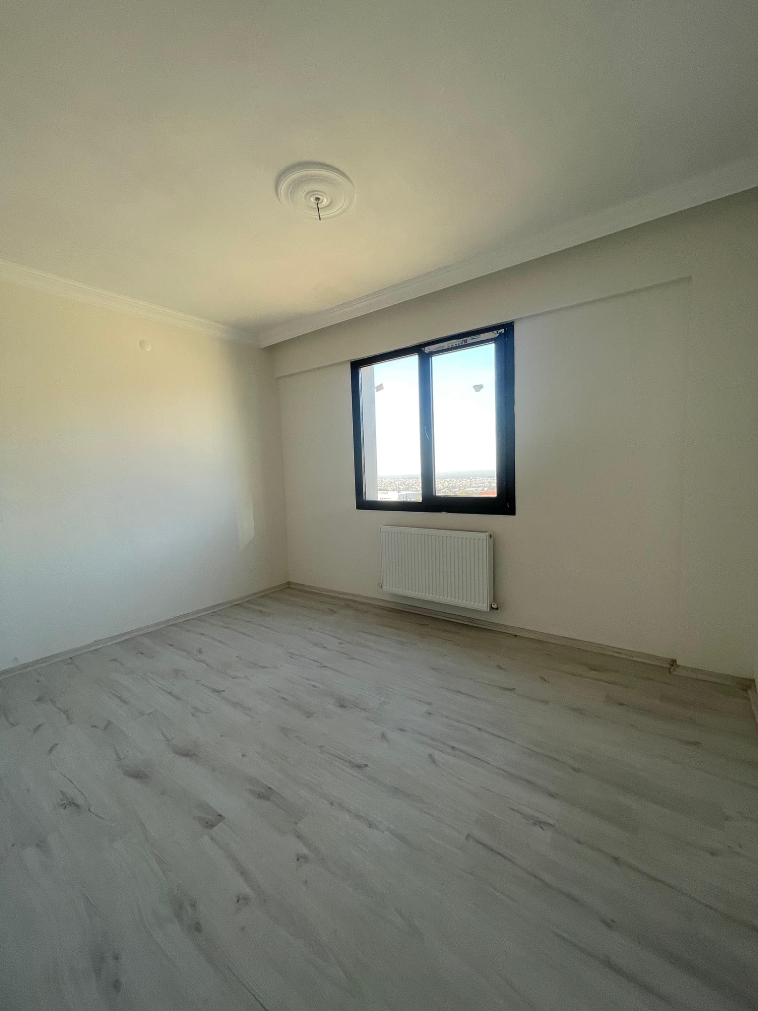 TURGUTLU ERGENEKON  MAHALLESİ’NDE UYGUN FİYATA 3 + 1 DAİRE