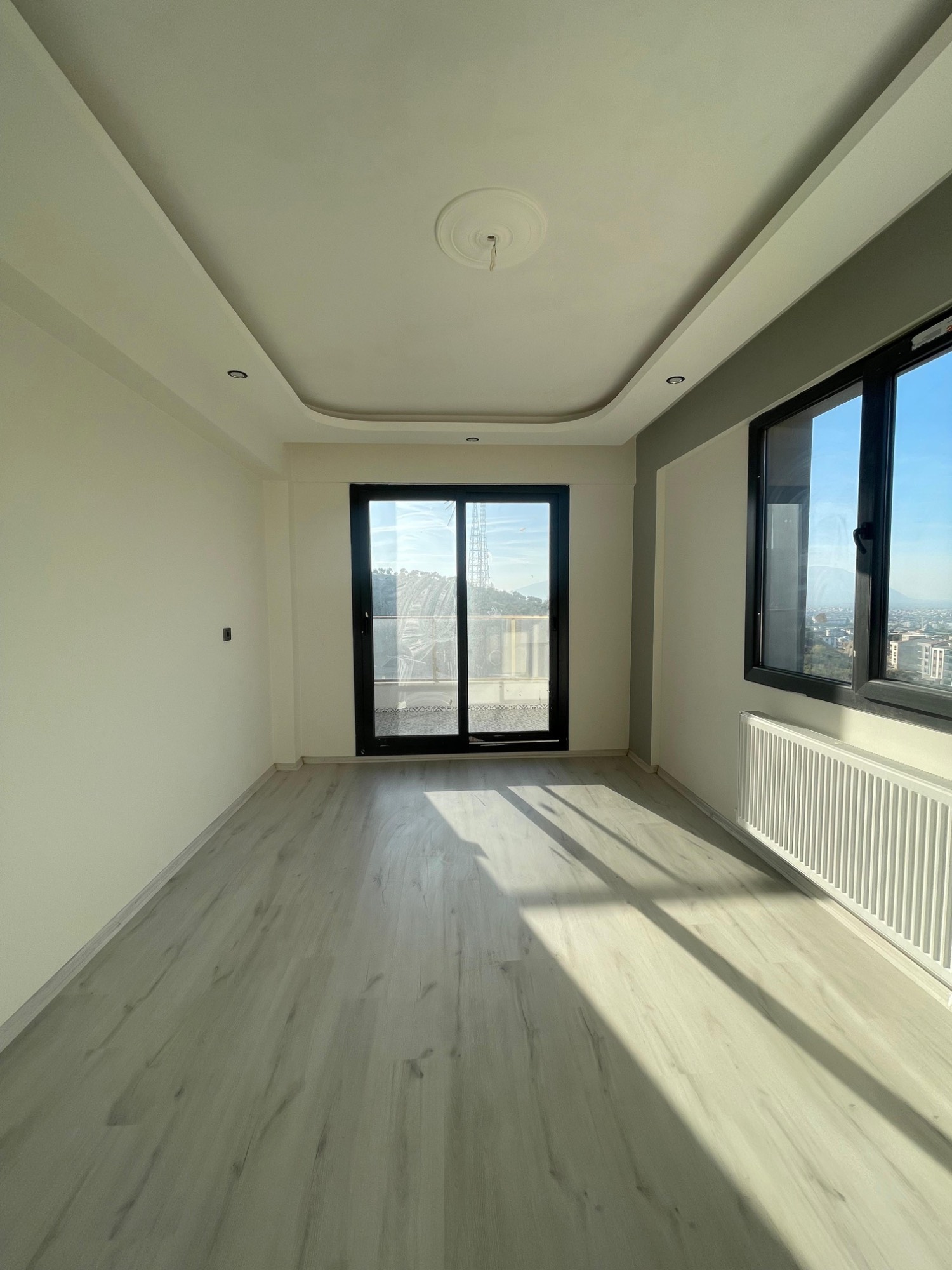 TURGUTLU ERGENEKON  MAHALLESİ’NDE UYGUN FİYATA 3 + 1 DAİRE