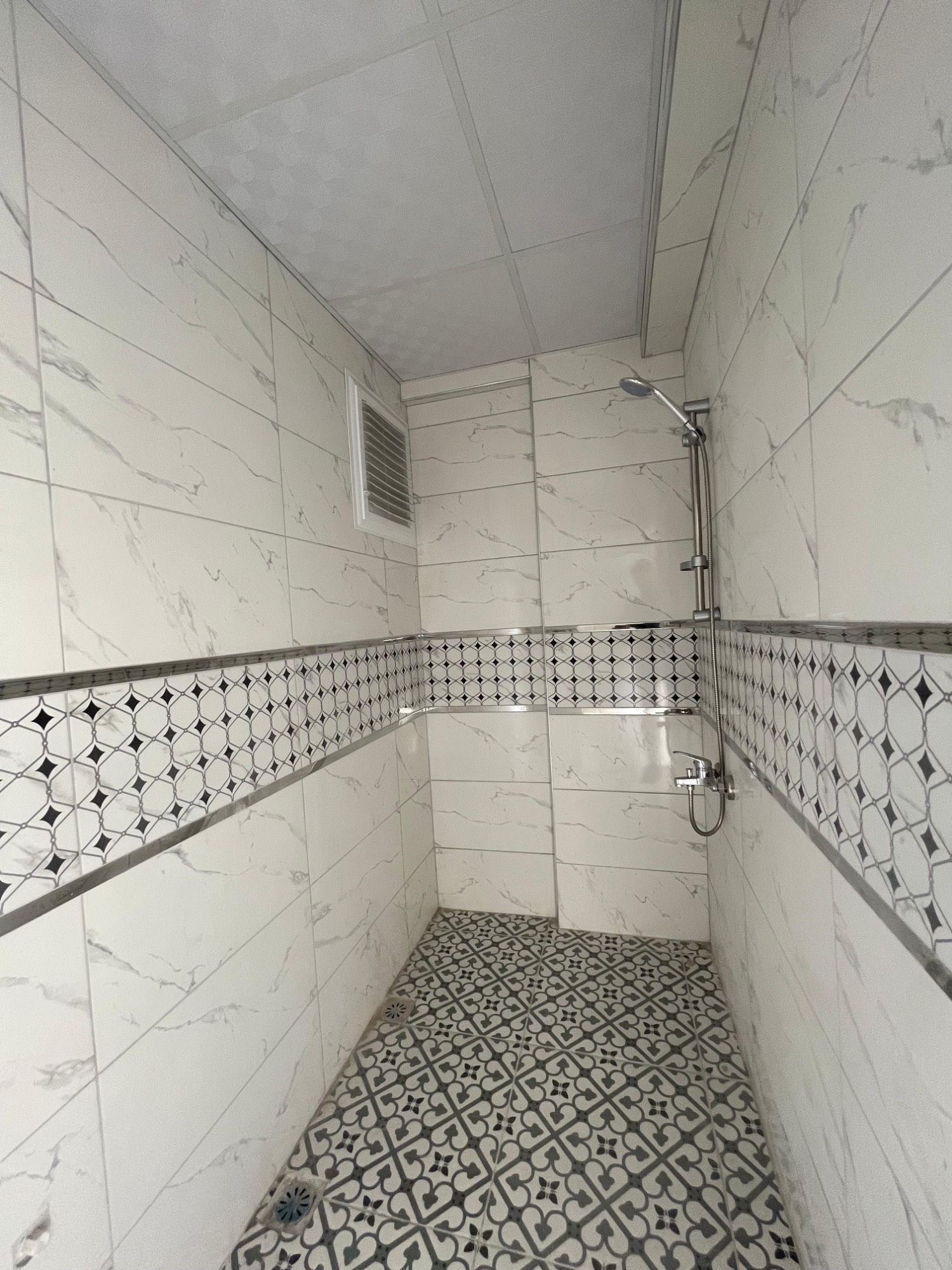 TURGUTLU ERGENEKON  MAHALLESİ’NDE UYGUN FİYATA 3 + 1 DAİRE