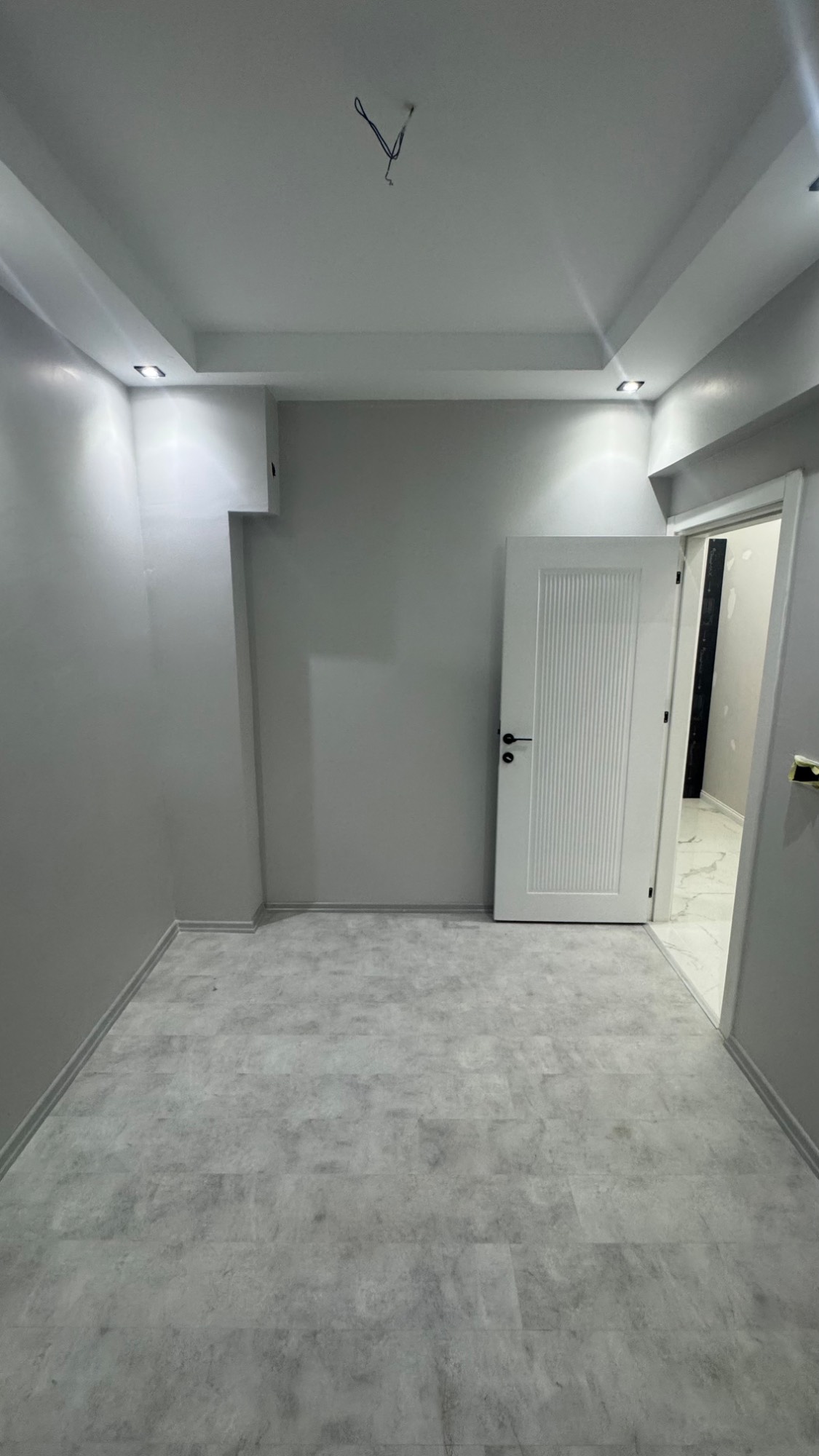 TURGUTLU SATILIK ERGENEKON MAH LÜKS İŞÇİLİKLİ YERDEN ISITMALI 2 + 1 DAİRE