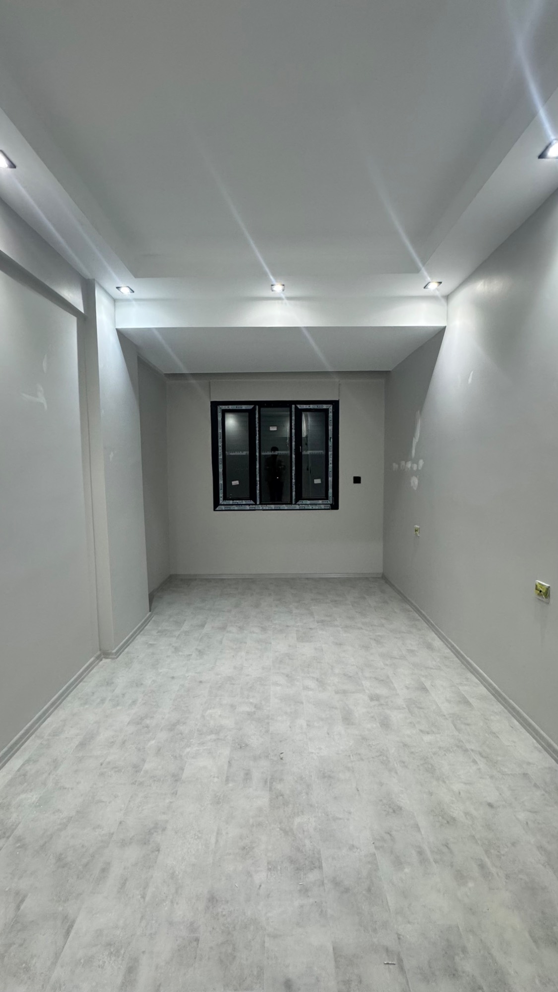 TURGUTLU SATILIK ERGENEKON MAH LÜKS İŞÇİLİKLİ YERDEN ISITMALI 2 + 1 DAİRE