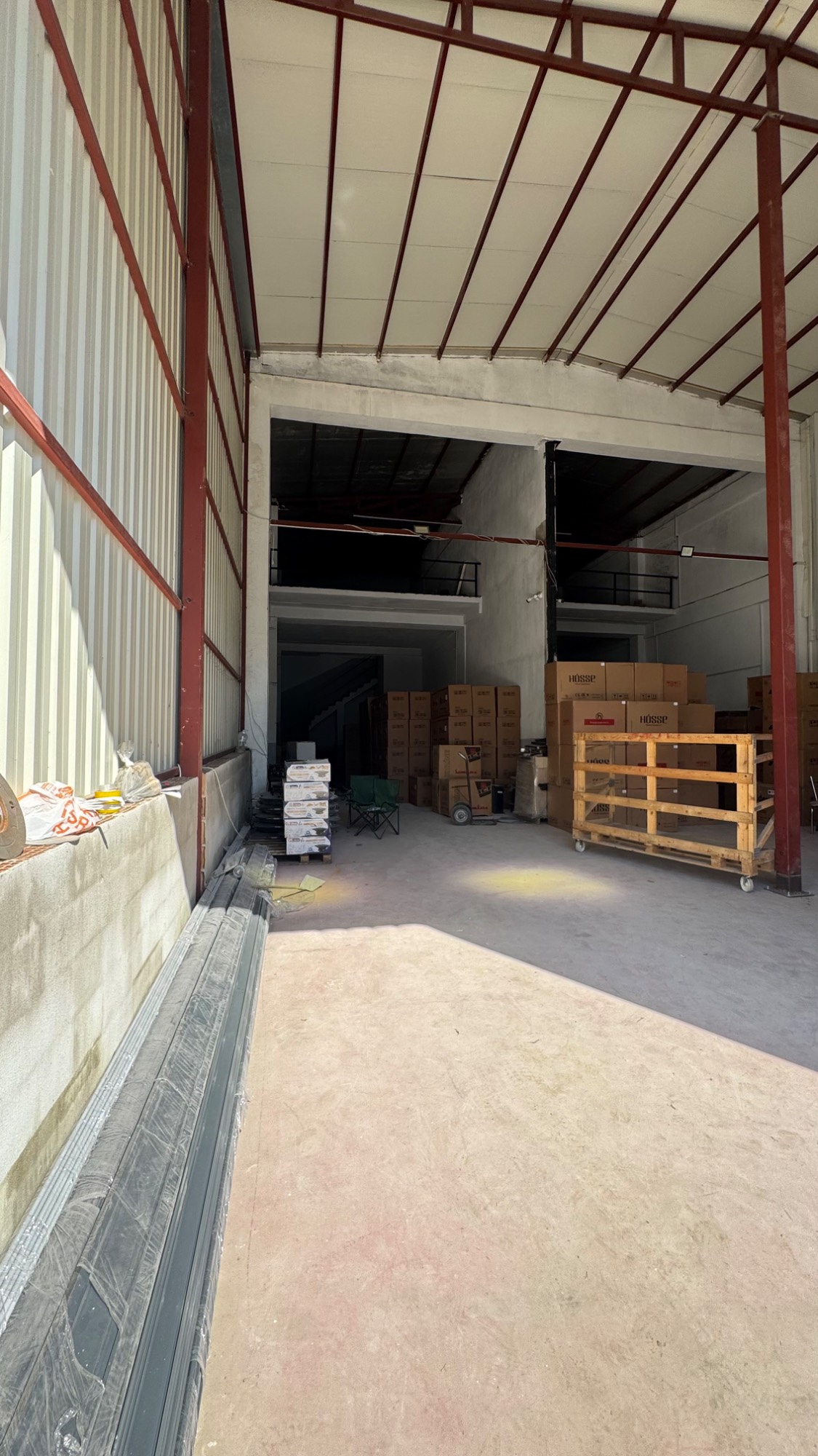 FATİH SANAYİ SİTESİ’NDE 300 METRE BATARLI NE KİRALIK DÜKKAN