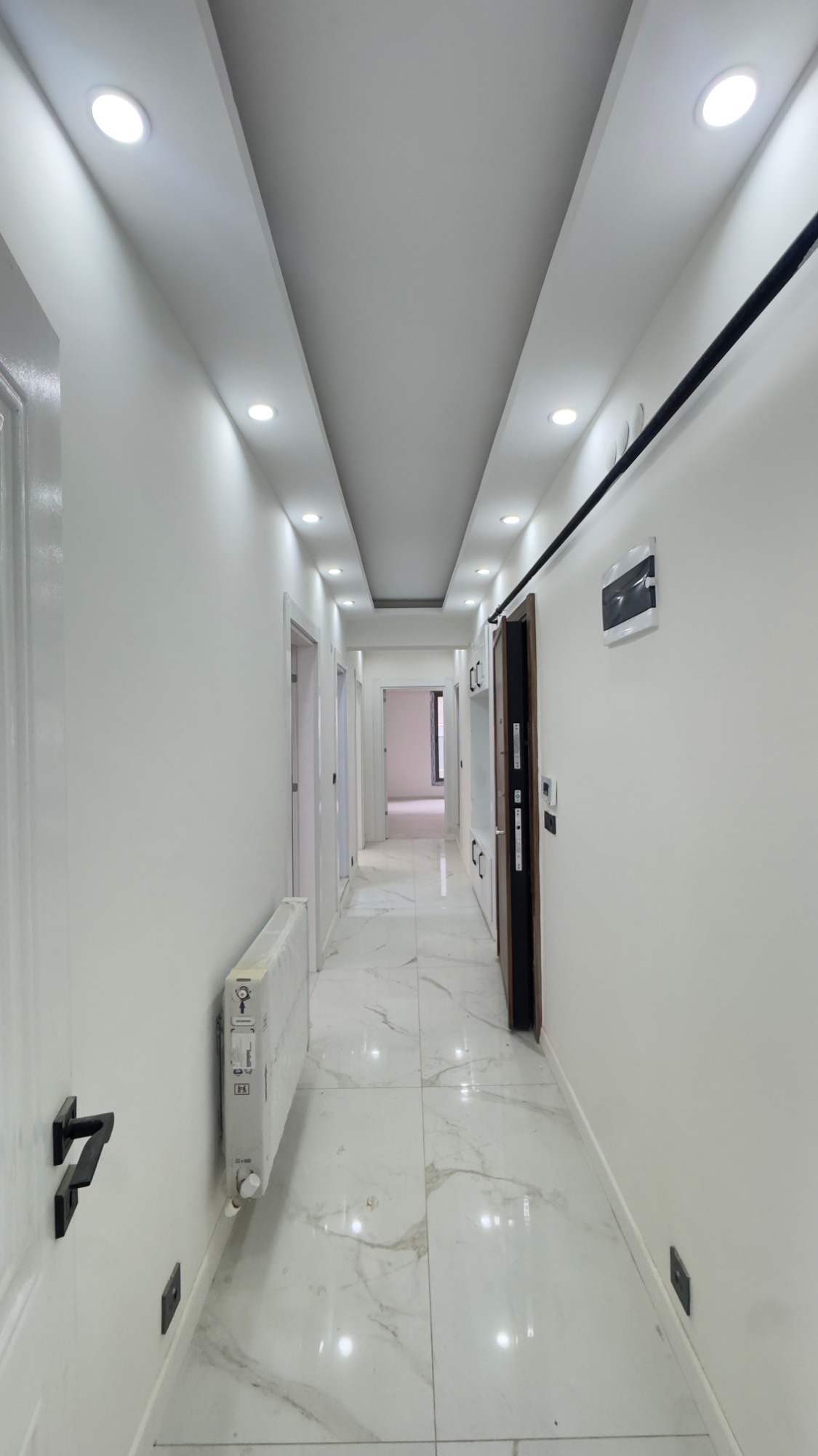 TURGUTLU ERGENEKON MAHALLESİ’NDE AÇIK MUTFAK ZEMİN KAT 3 + 1 DAİRE