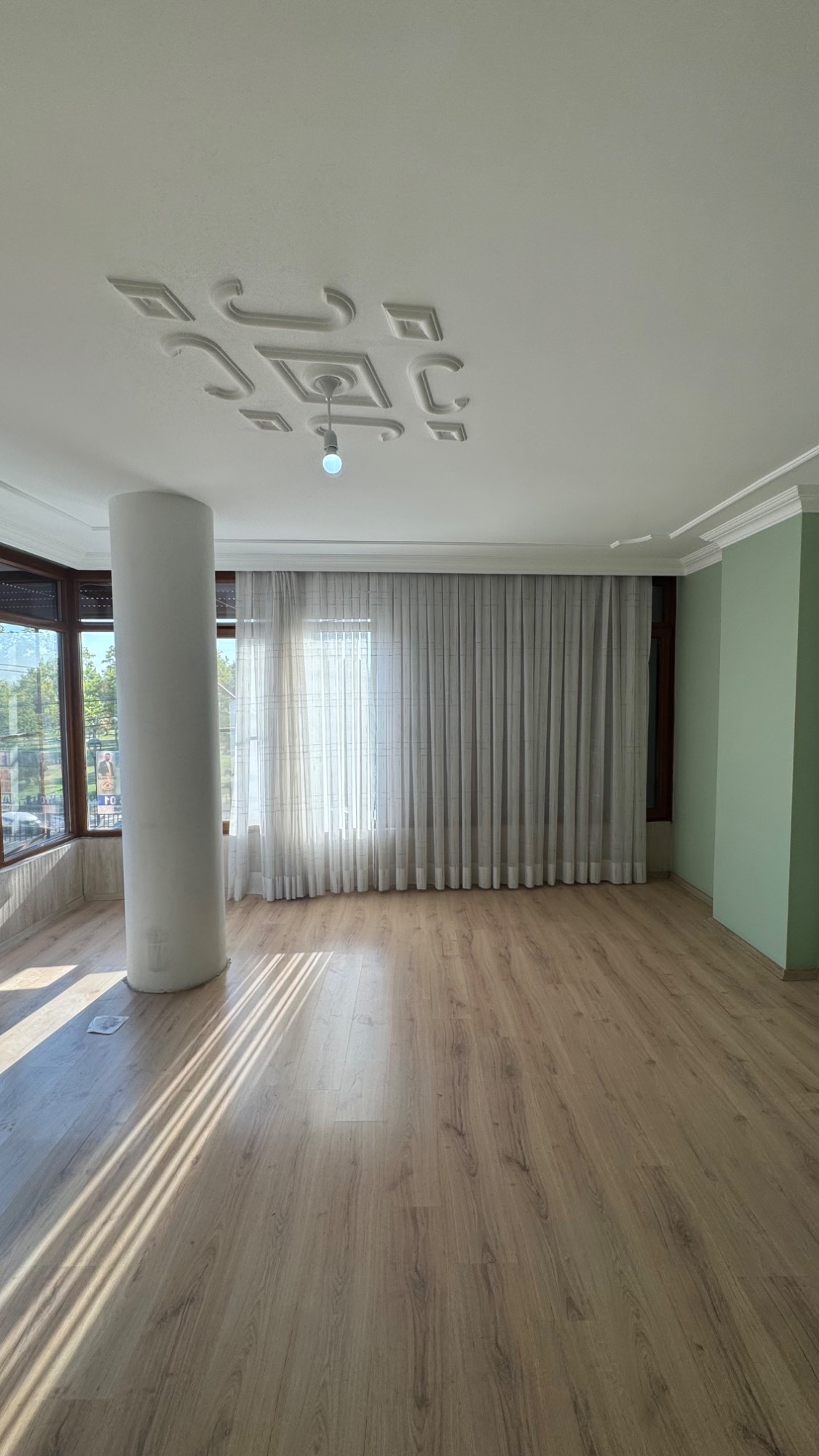 YENİ MAHALLE SON SOKAK IRLAMAZ VADİSİ KARŞISI 3 + 1 ASANSÖRLÜ DAİRE