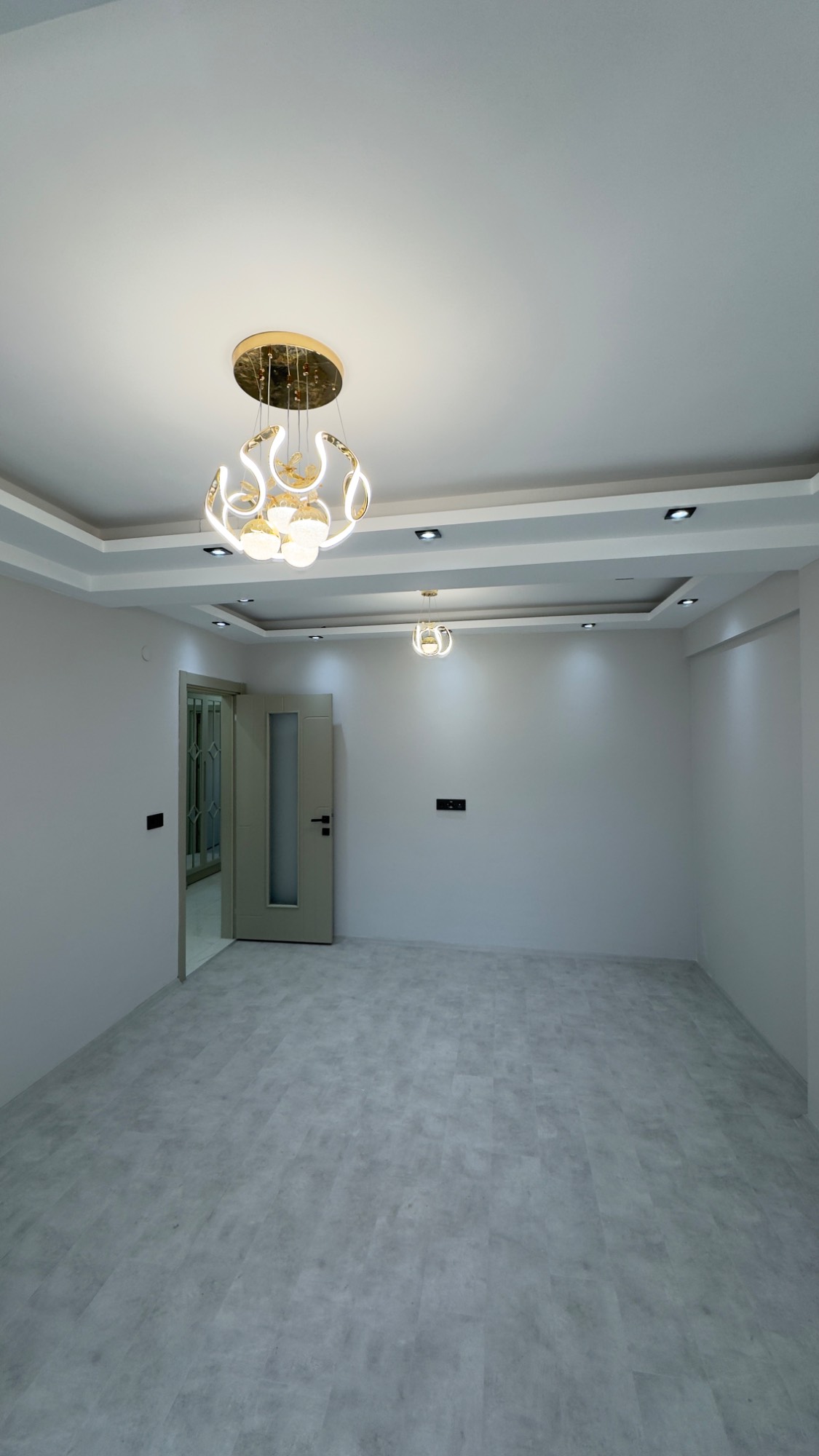 TURGUTLU  ACARLAR MAHALLESİ 2 + 1 SATILIK DAİRE