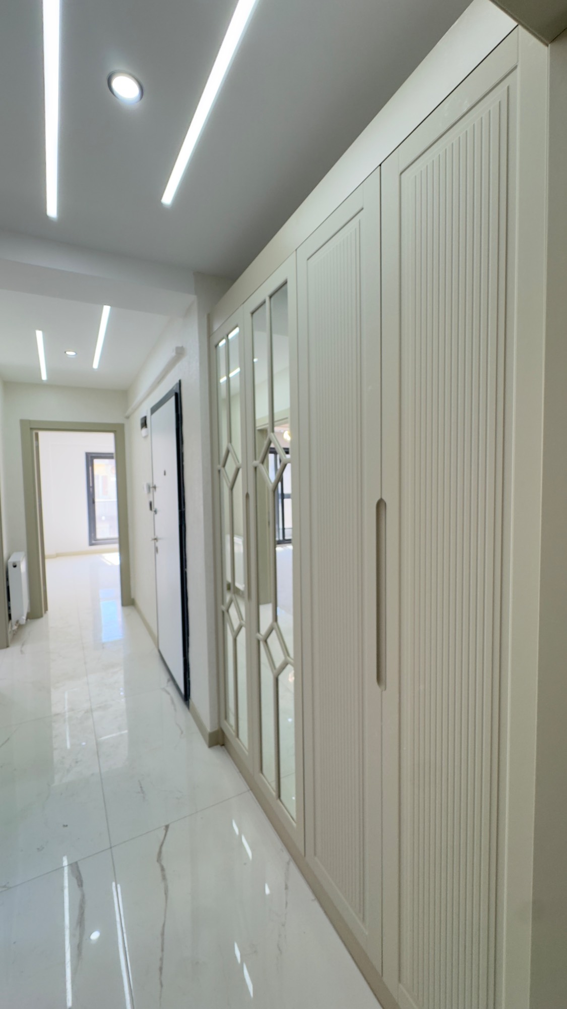 TURGUTLU  ACARLAR MAHALLESİ 2 + 1 SATILIK DAİRE