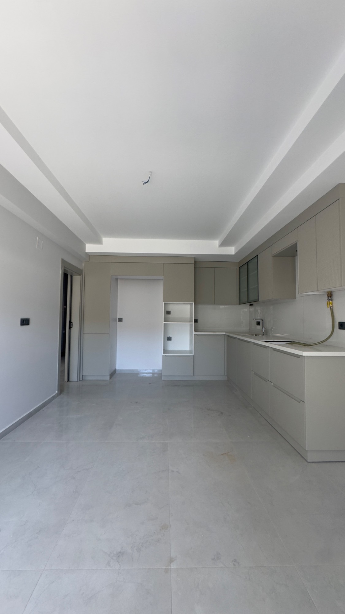 TURGUTLU ERGENEKON’DA ULTRA LÜKS İŞÇİLİKLE 3 + 1 DAİRE