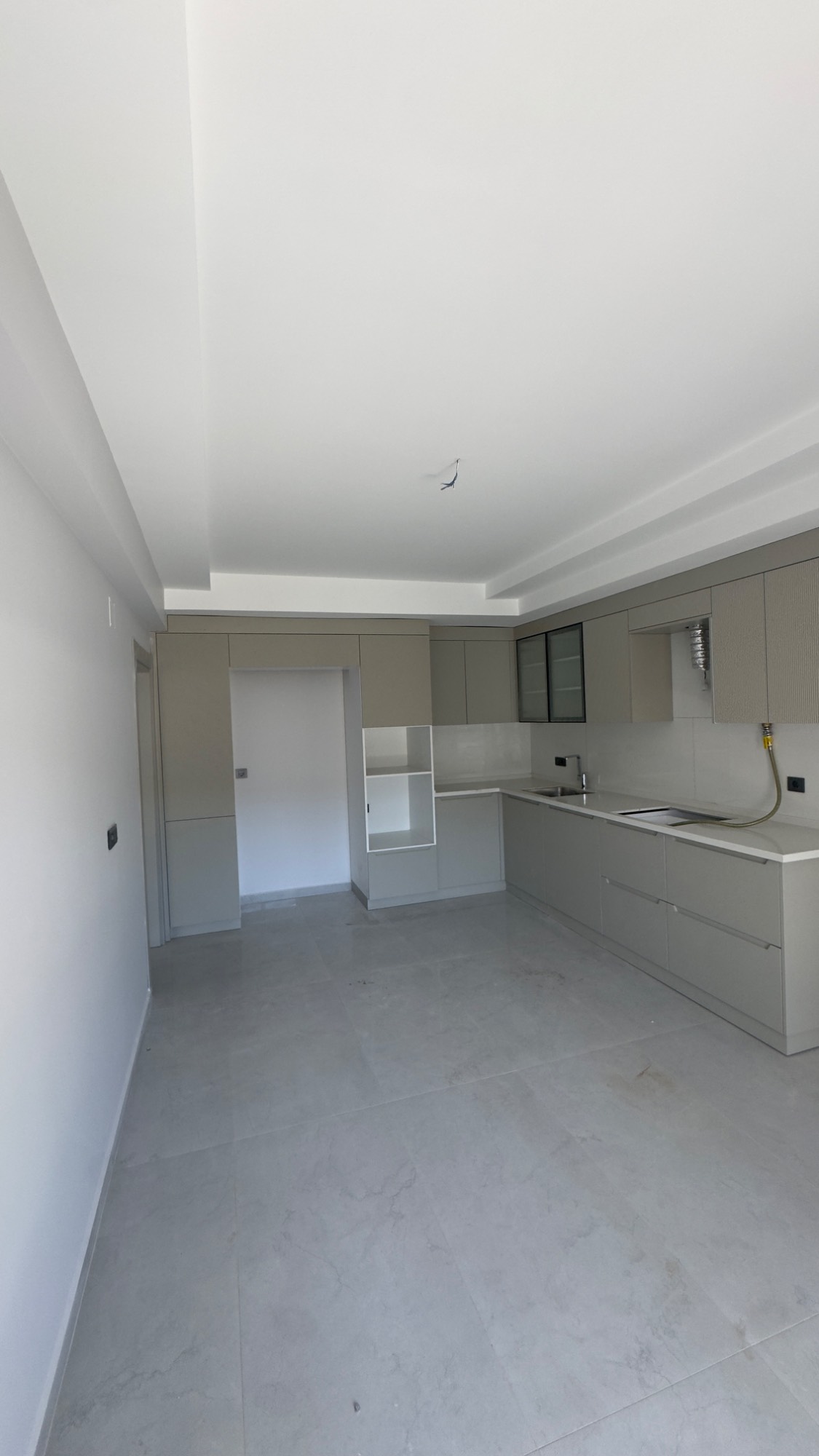 TURGUTLU ERGENEKON’DA ULTRA LÜKS İŞÇİLİKLE 3 + 1 DAİRE
