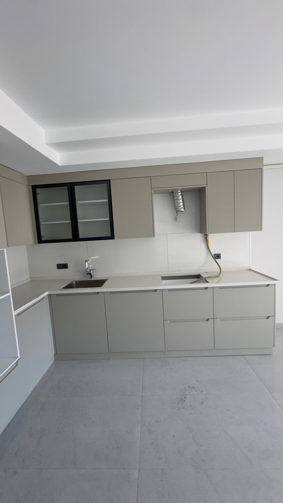 TURGUTLU ERGENEKON’DA ULTRA LÜKS İŞÇİLİKLE 3 + 1 DAİRE
