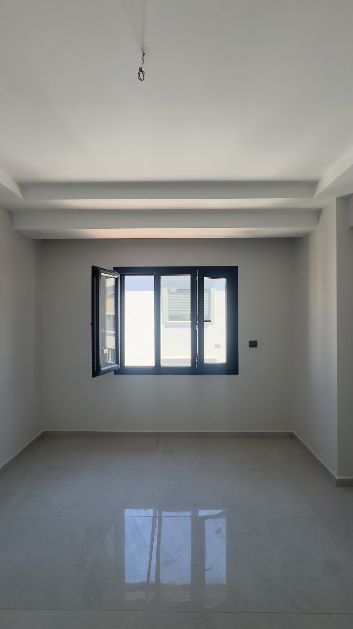 TURGUTLU ERGENEKON’DA ULTRA LÜKS İŞÇİLİKLE 3 + 1 DAİRE