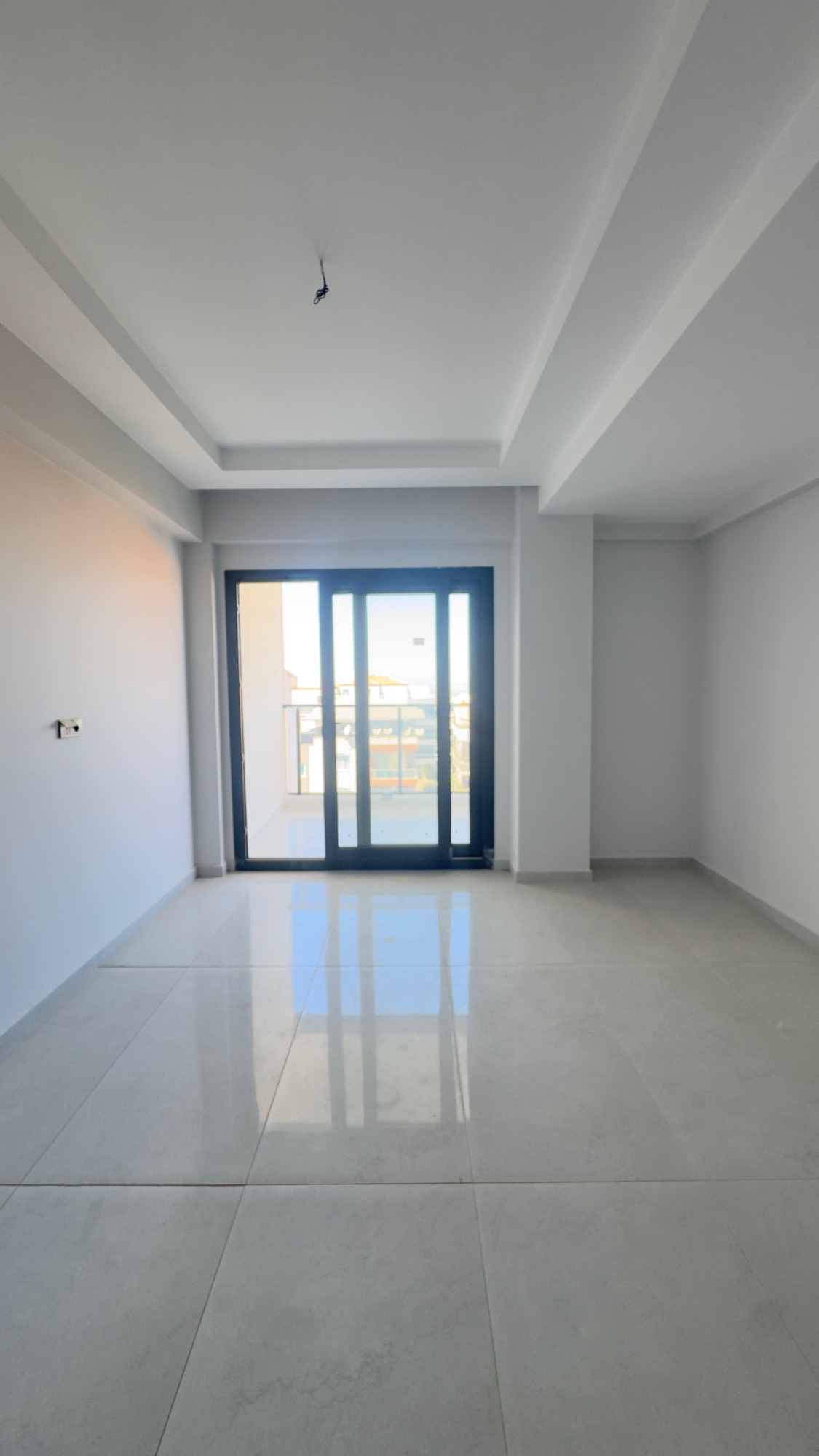 TURGUTLU ERGENEKON’DA ULTRA LÜKS İŞÇİLİKLE 3 + 1 DAİRE