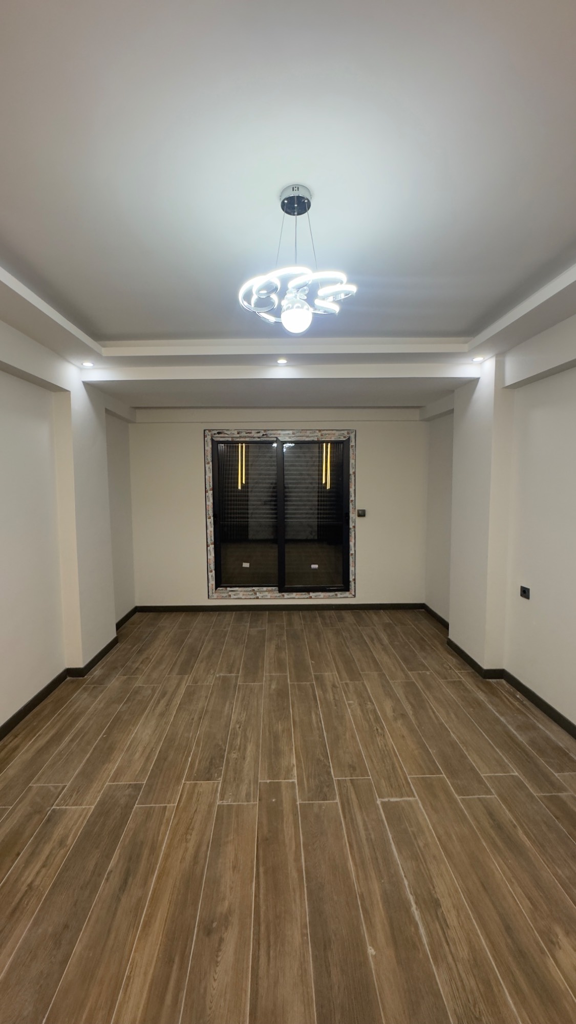 TURGUTLU ERGENEKON MAHALLESİ’NDE 130MT YERDEN ISITMALI  SATILIK DAİRE
