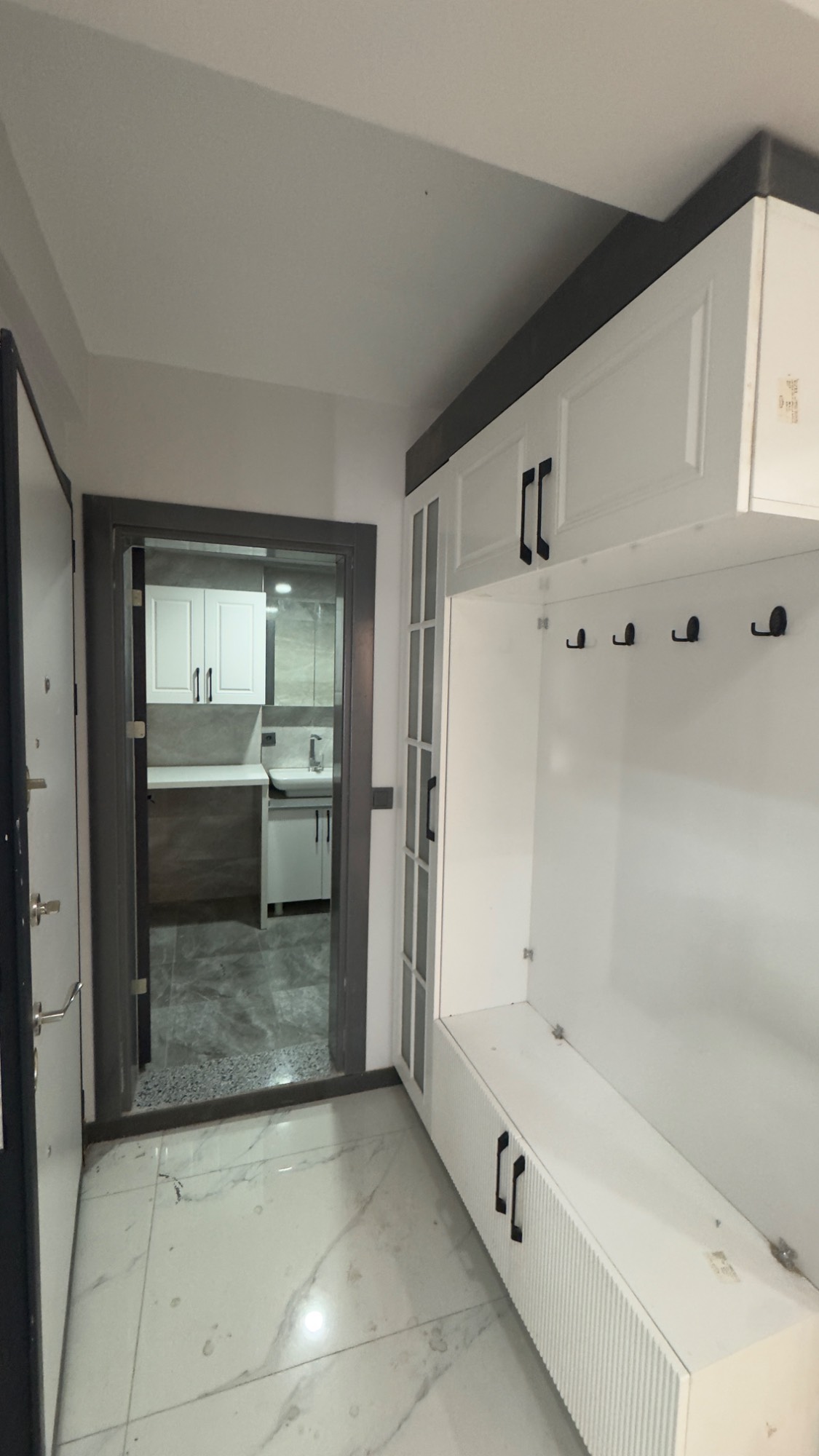 TURGUTLU ERGENEKON MAHALLESİ’NDE 130MT YERDEN ISITMALI  SATILIK DAİRE