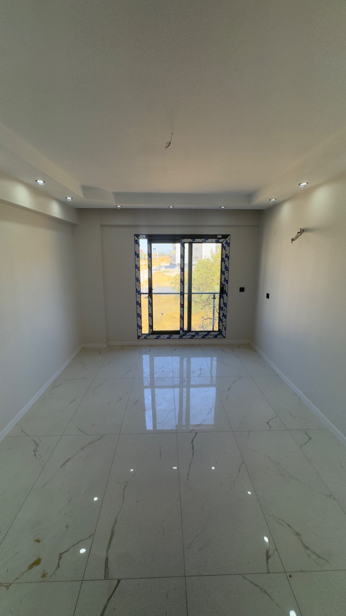 ERGENEKON MAHALLESİ’NDE GENİŞ 2 + 1 LÜKS DAİRE