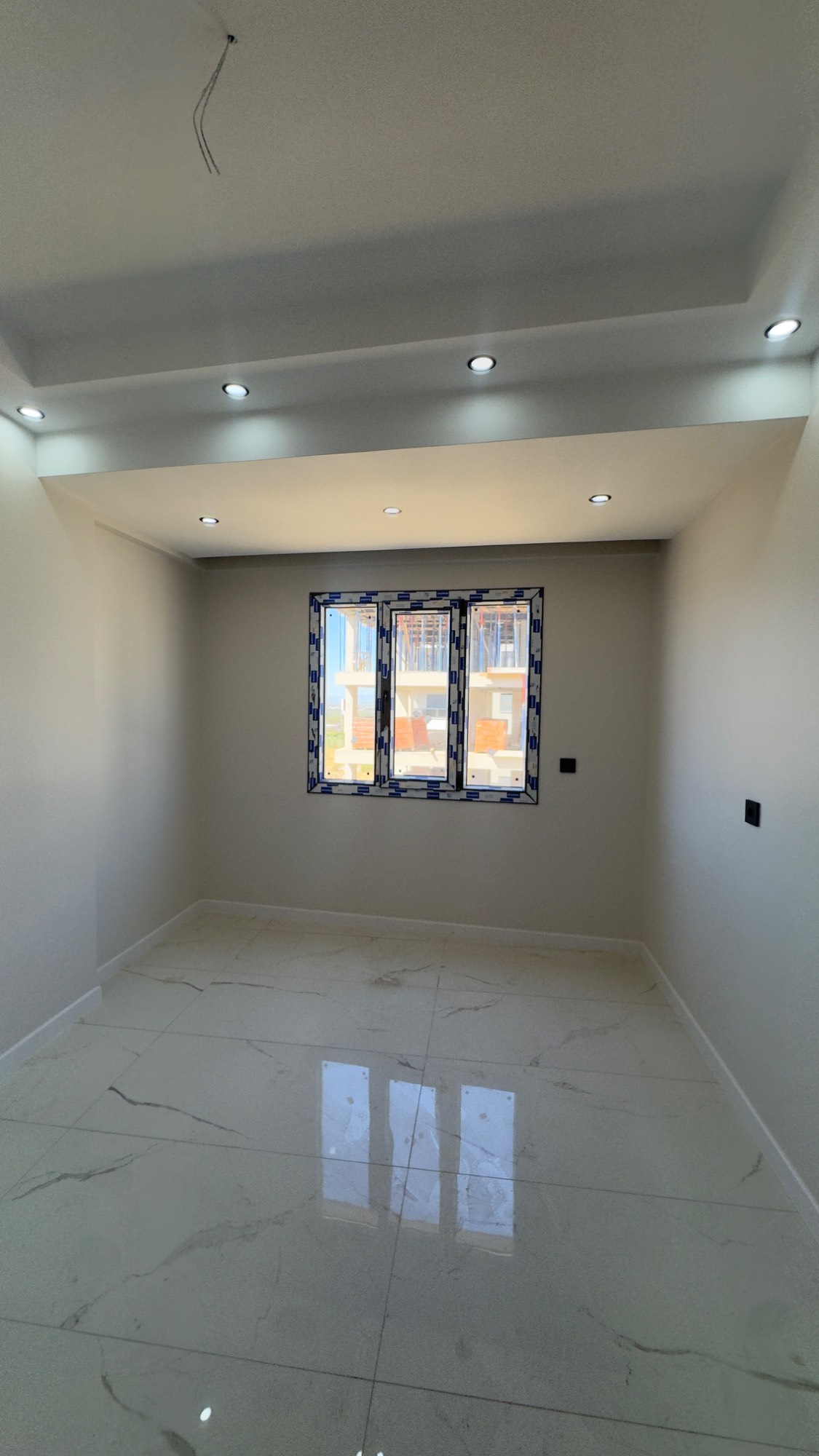 ERGENEKON MAHALLESİ’NDE GENİŞ 2 + 1 LÜKS DAİRE