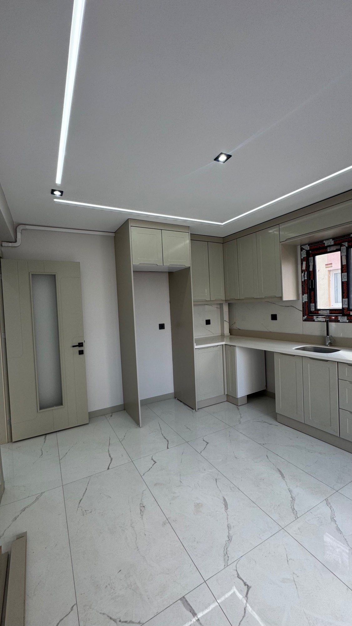 TURGUTLU ŞEHİTLER MAHALLESİ KARAAĞAÇ YOLU 2 + 1 SATILIK DAİRE