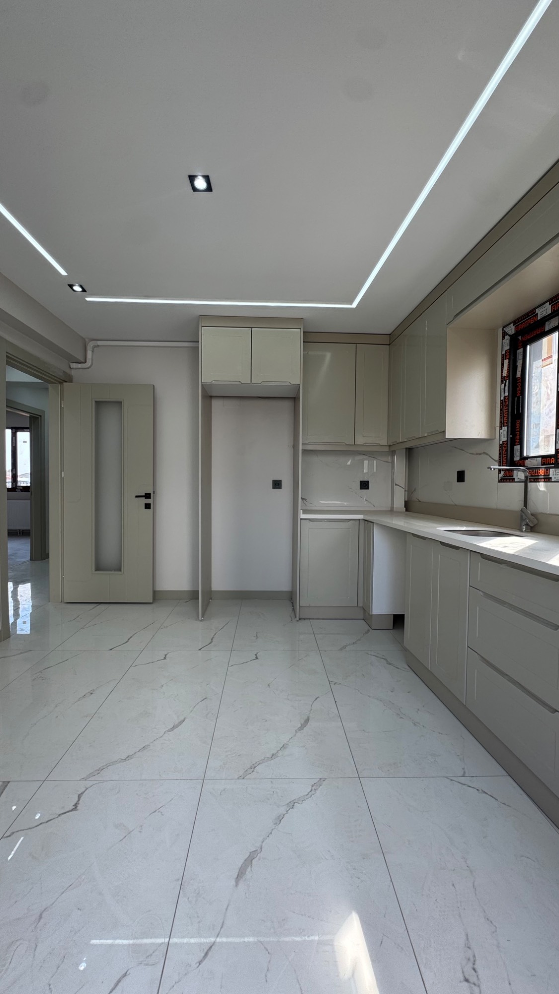 TURGUTLU ŞEHİTLER MAHALLESİ KARAAĞAÇ YOLU 2 + 1 SATILIK DAİRE