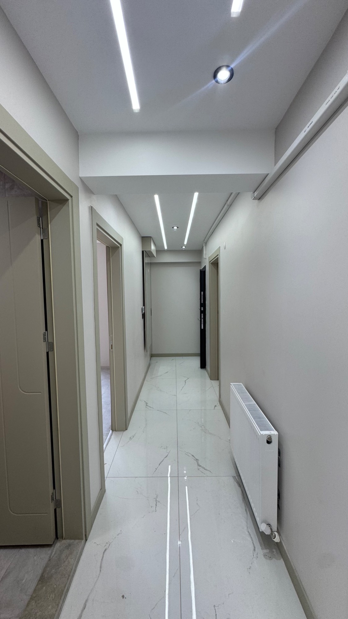 TURGUTLU ŞEHİTLER MAHALLESİ KARAAĞAÇ YOLU 2 + 1 SATILIK DAİRE