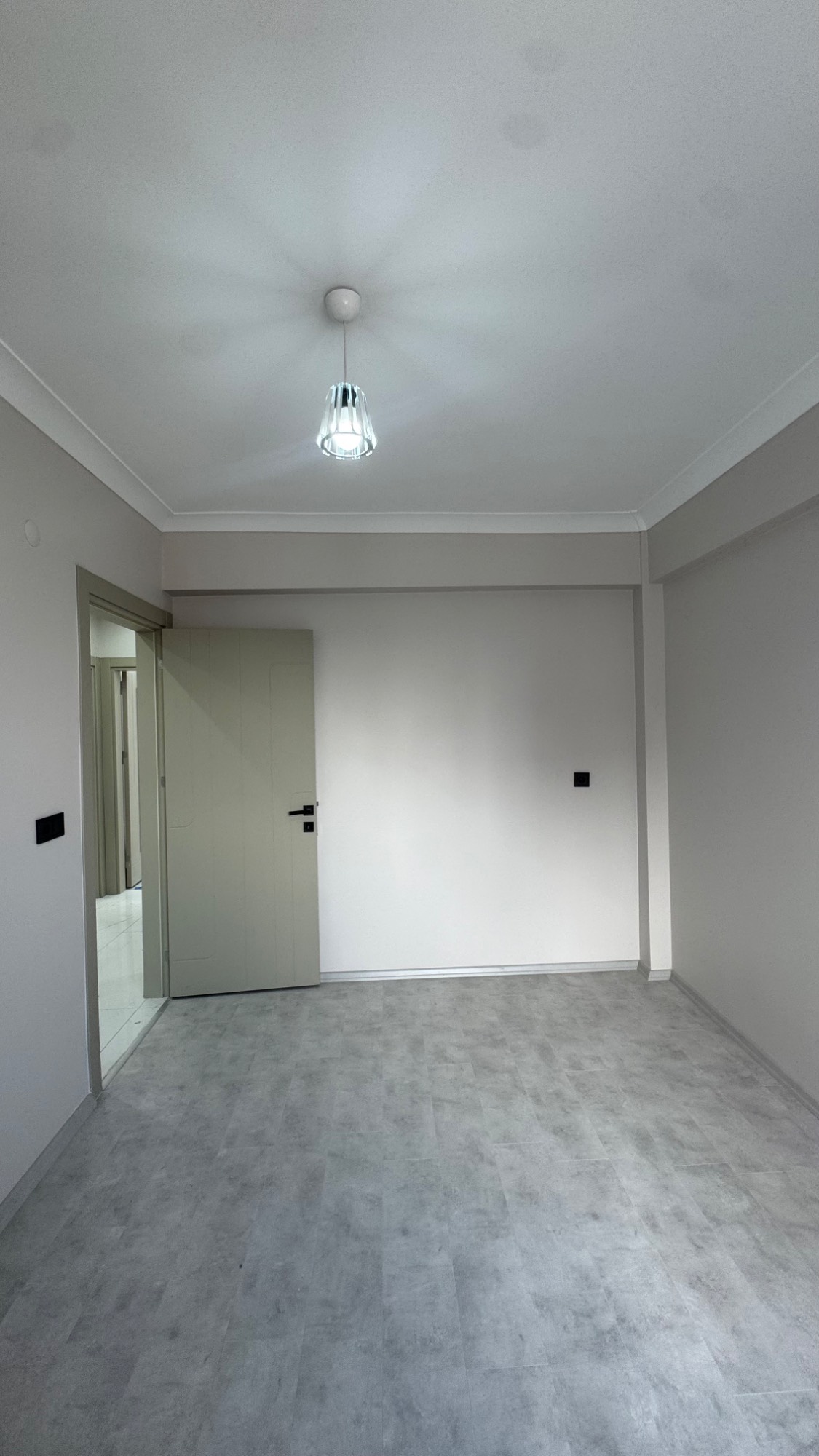 TURGUTLU ŞEHİTLER MAHALLESİ KARAAĞAÇ YOLU 2 + 1 SATILIK DAİRE