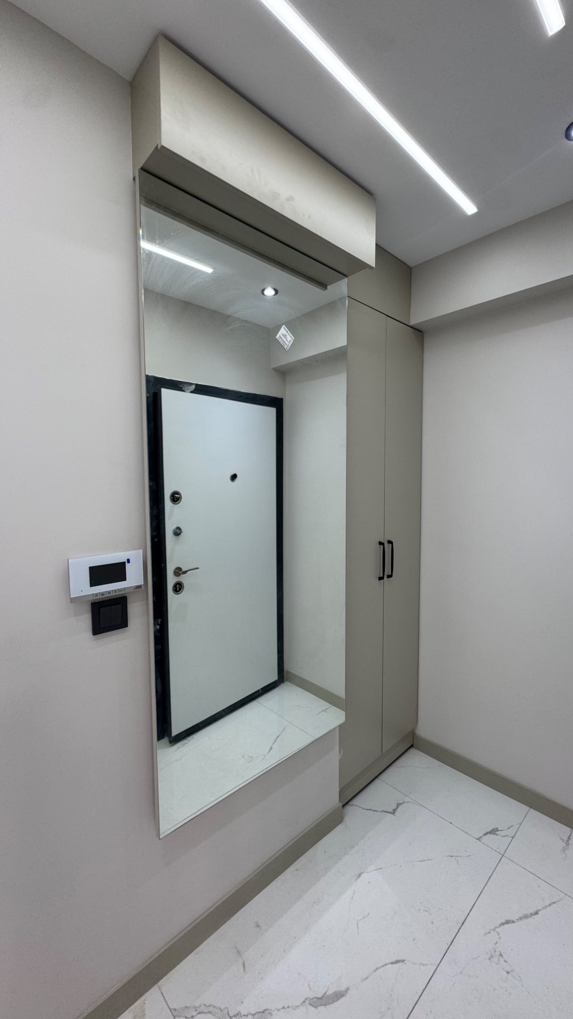 TURGUTLU ŞEHİTLER MAHALLESİ KARAAĞAÇ YOLU 2 + 1 SATILIK DAİRE