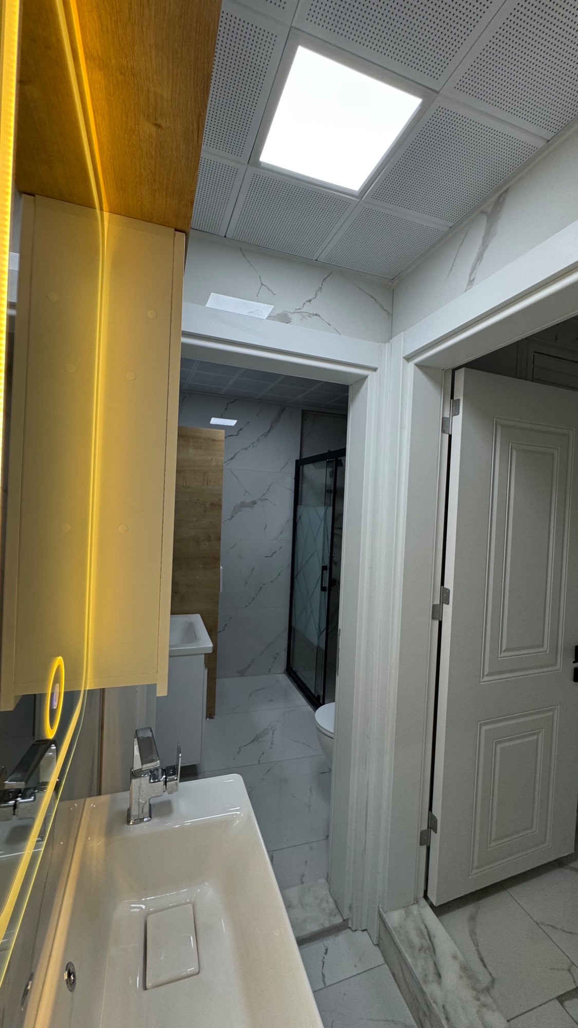 MANİSA TURGUTLU CUMHURİYET MAHALLESİ’NDE ASANSÖRLÜ OTOPARKLI 3 + 1 DAİRE