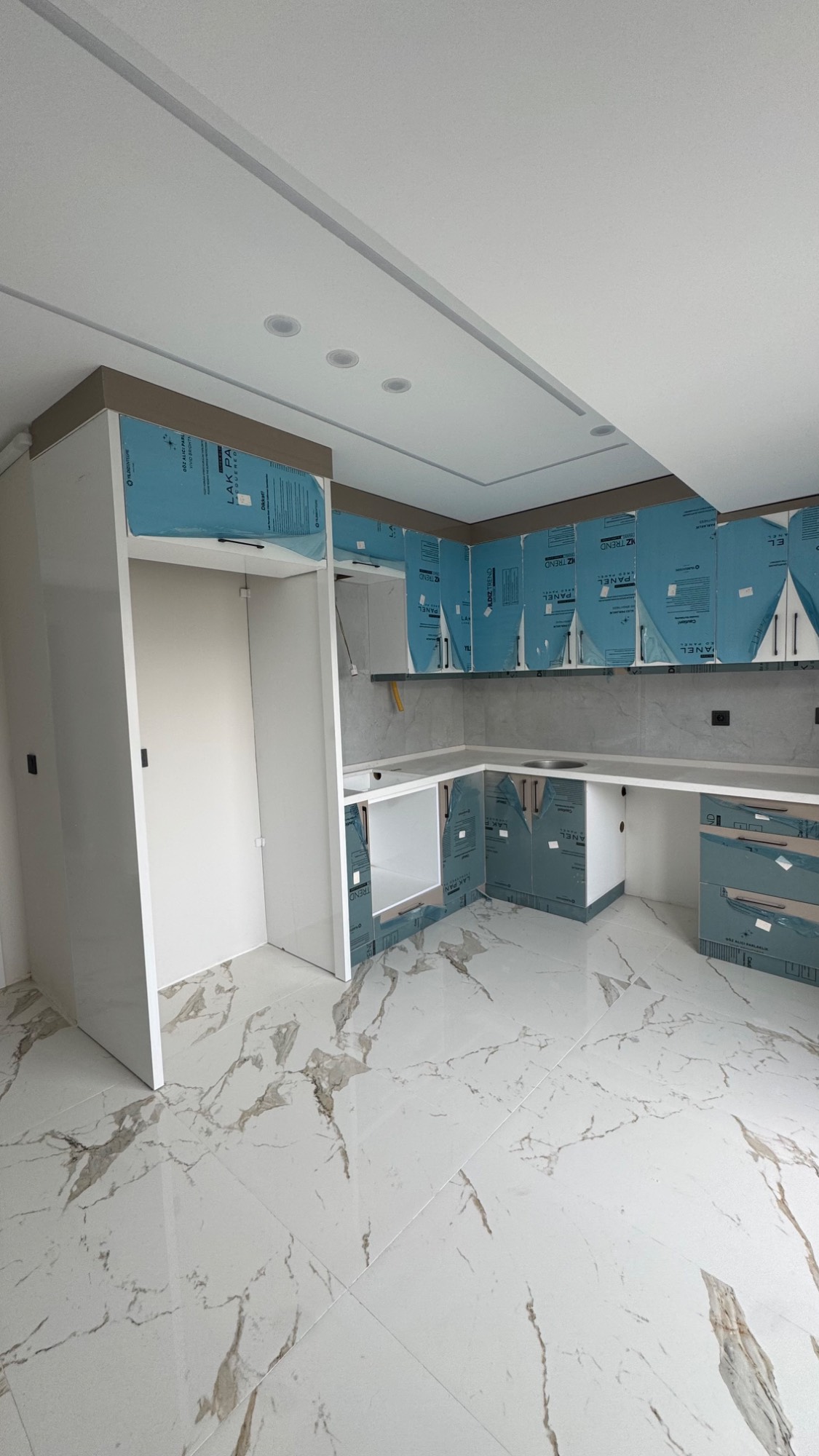 TURGUTLU SELVİTEPE MAHALLESİ’NDE HESAPLI SATILIK 2 + 1 DAİRE
