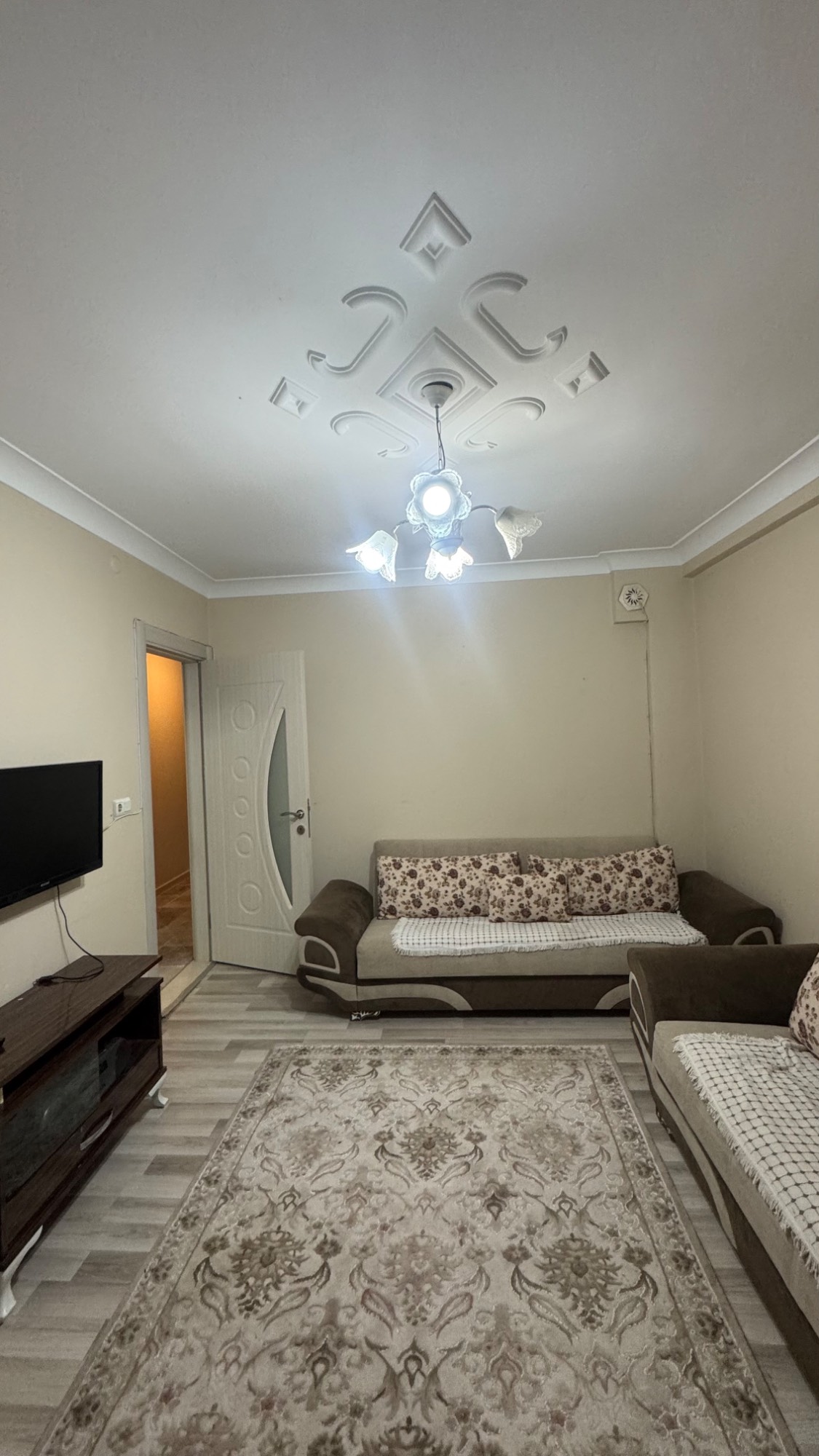 TURGUTLU YENİMAHALLE 2 + 1 EŞYALI KİRALIK DAİRE