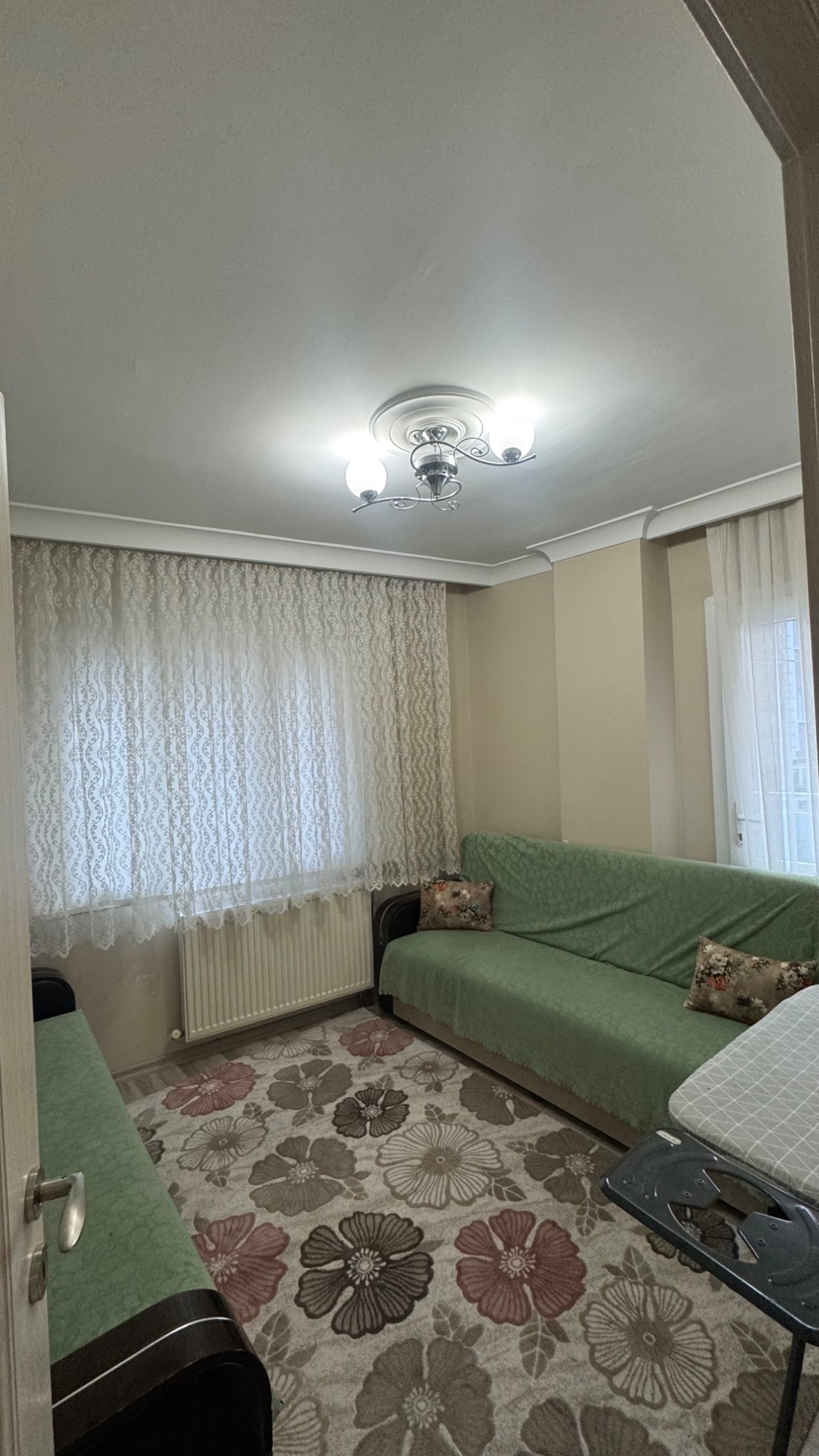 TURGUTLU YENİMAHALLE 2 + 1 EŞYALI KİRALIK DAİRE
