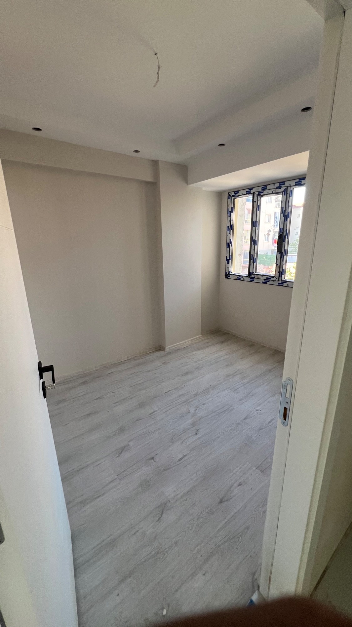 TURGUTLU 7 EYLÜL MAHALLESİ KÖŞE ARAKAT ALTTAN ISITMALI 3+1