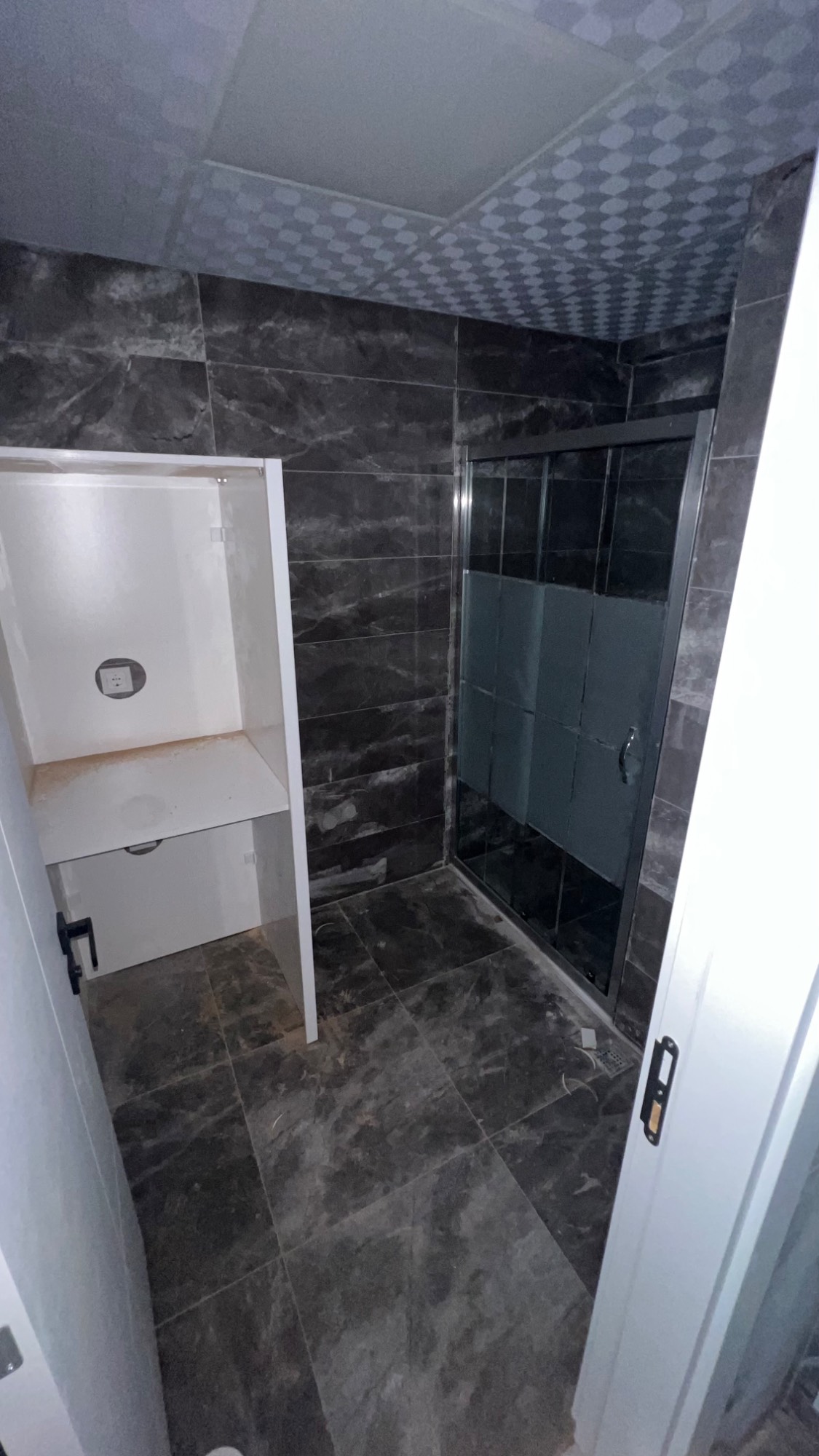 TURGUTLU 7 EYLÜL MAHALLESİ KÖŞE ARAKAT ALTTAN ISITMALI 3+1