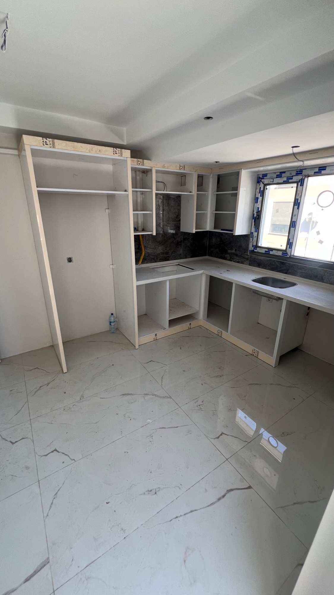 TURGUTLU 7 EYLÜL MAHALLESİ KÖŞE ARAKAT ALTTAN ISITMALI 3+1