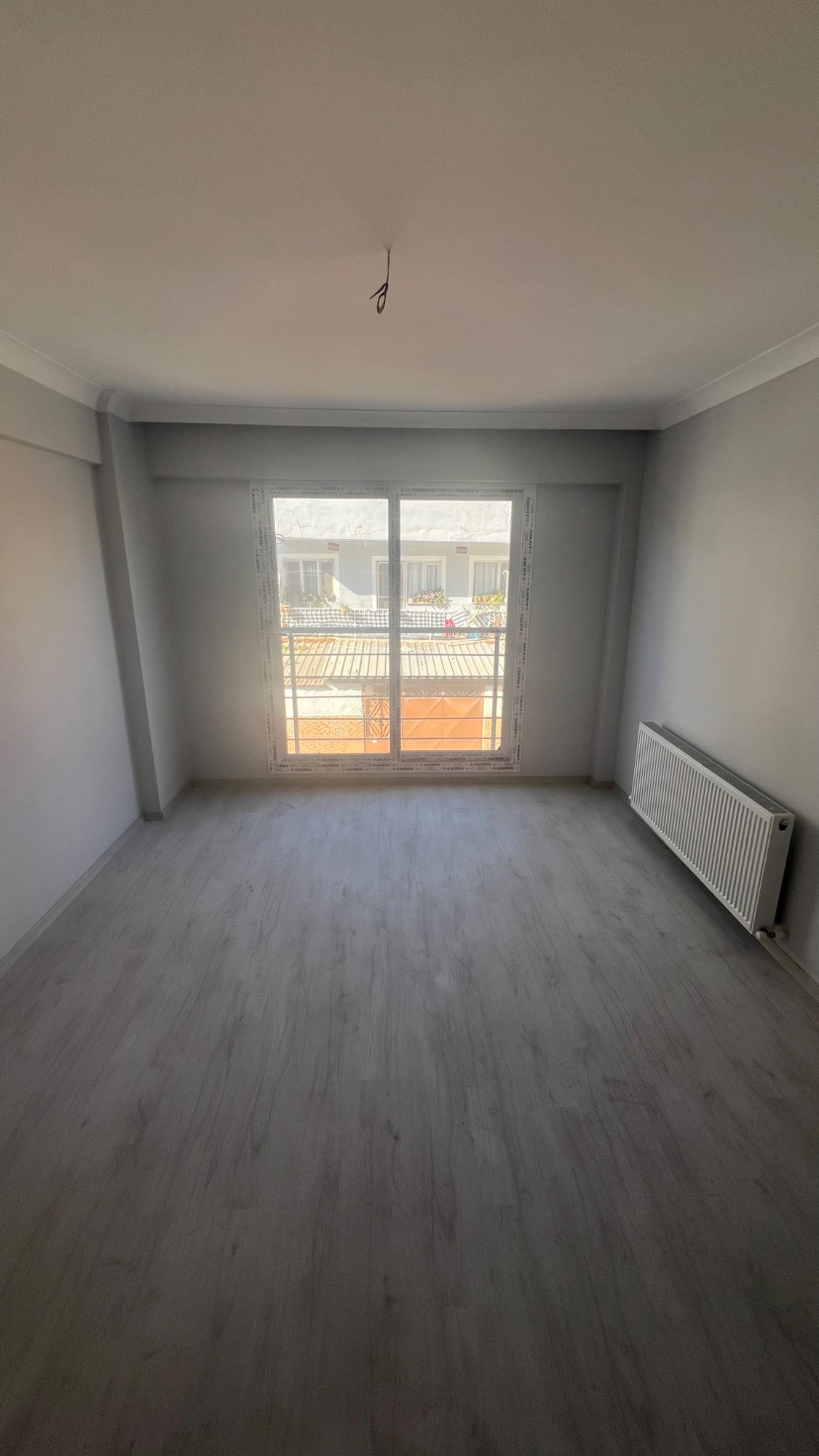 TURGUTLU 7 EYLÜL MAH 3+1  135 M2 DOĞALGAZLI